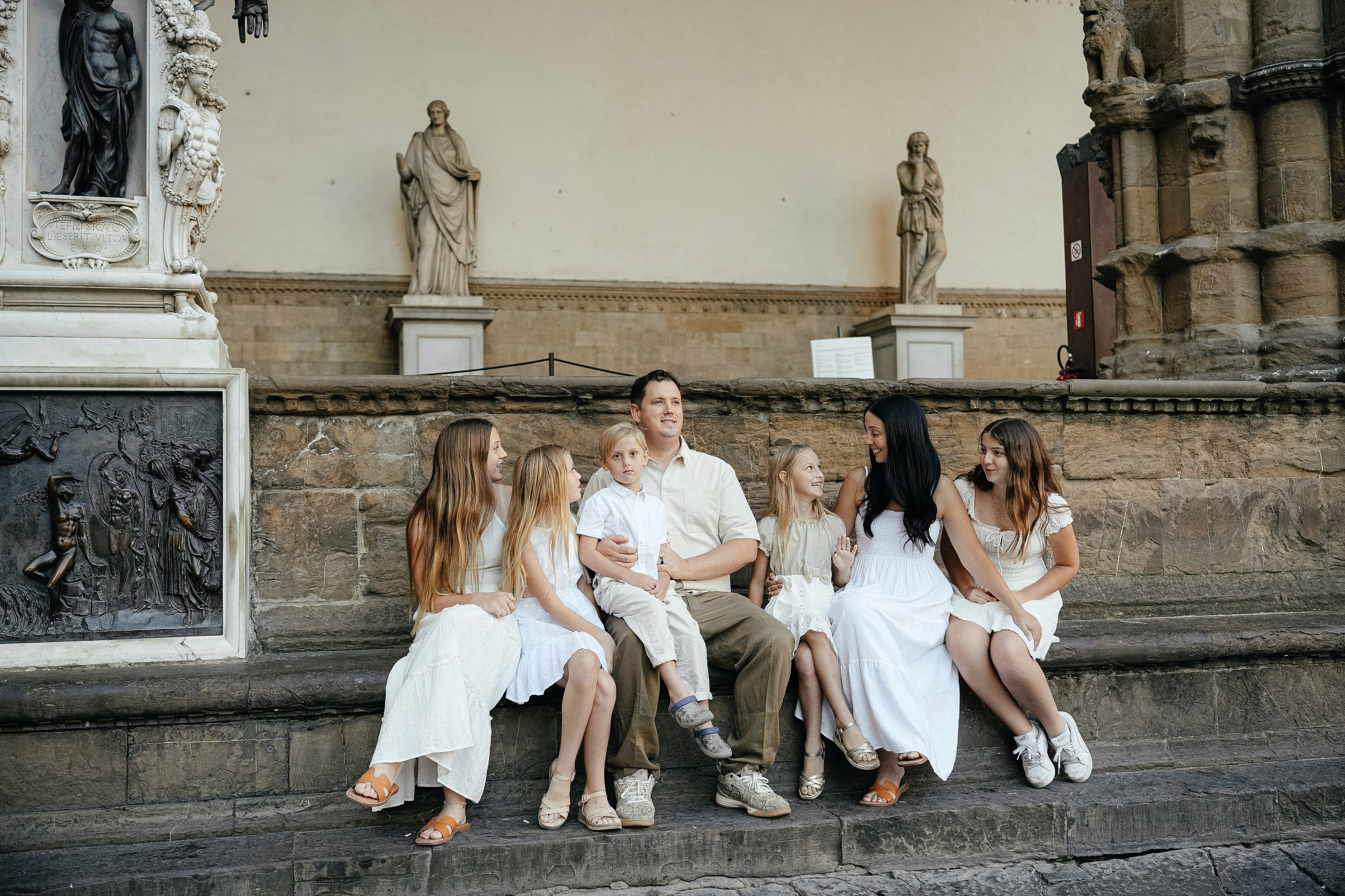Stella & Family. Wedding Photographer in Italy