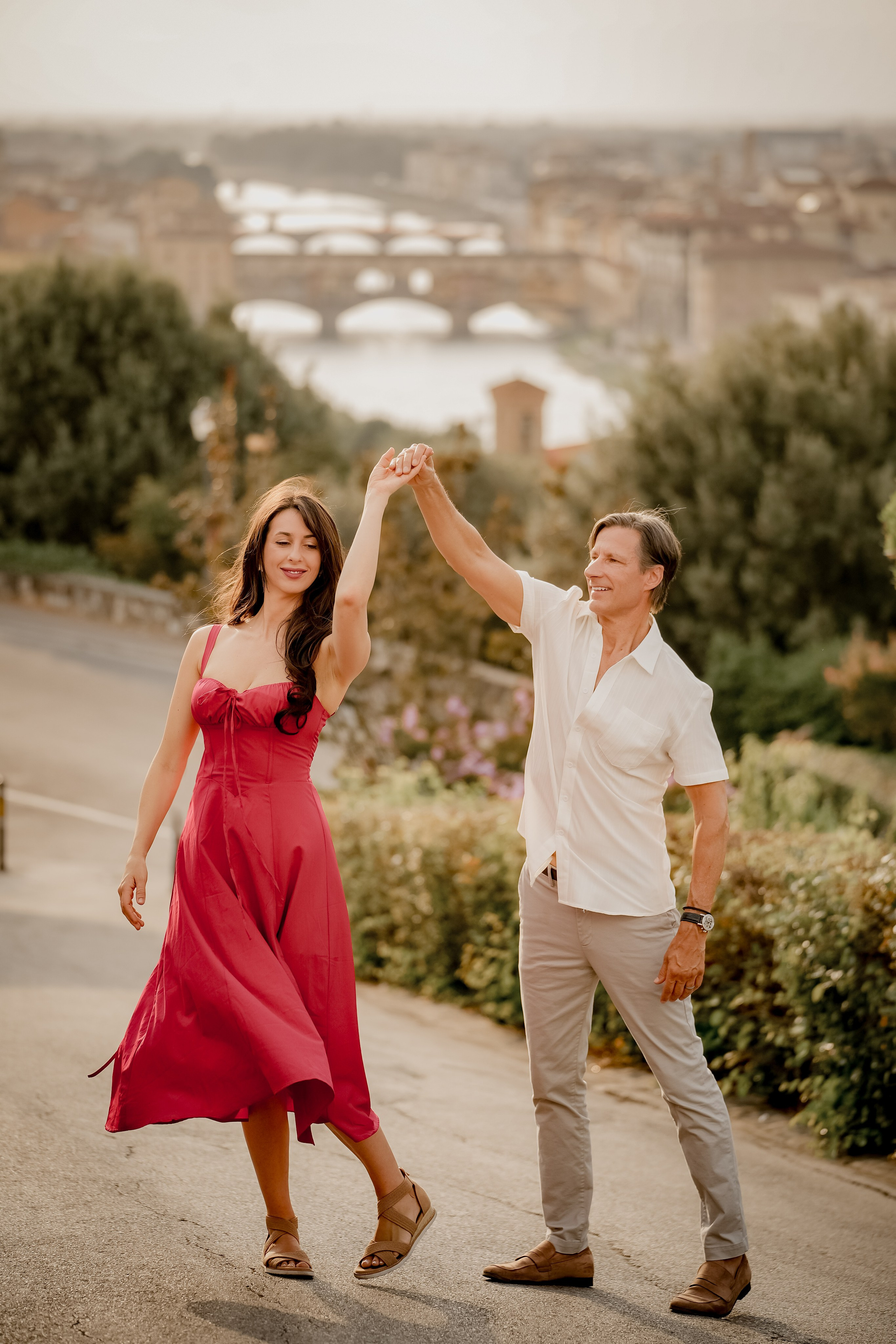 Family Photoshoot. Wedding Photographer in Italy