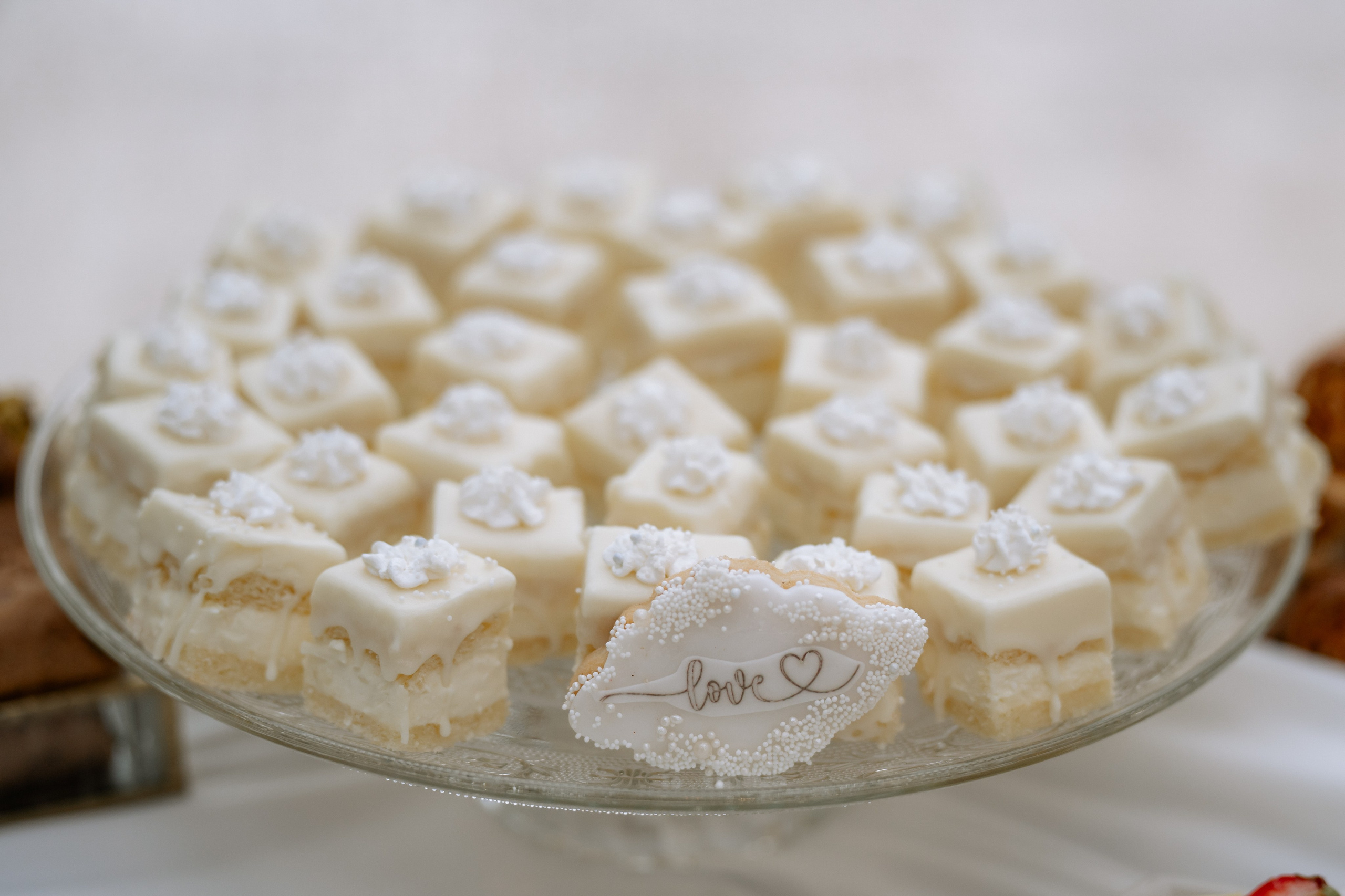 Ioana + Ioan | Wedding day. Proud Vision Weddings | Wedding Photography & Film — Servicii profesionale Foto Video Nunta Iasi