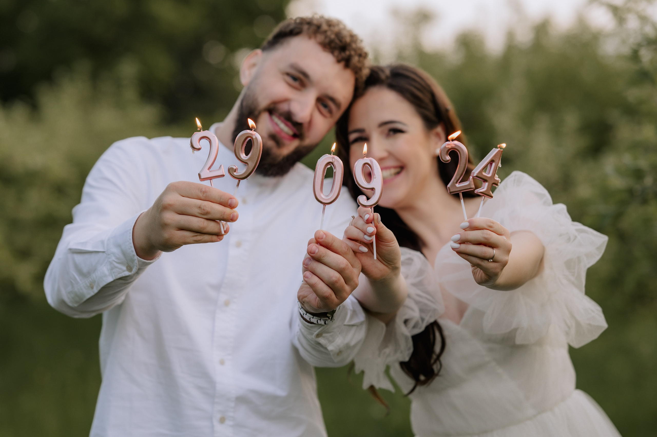 Magda + Andrei | Lovers in the garden. Proud Vision Weddings | Wedding Photography & Film — Servicii profesionale Foto Video Nunta Iasi