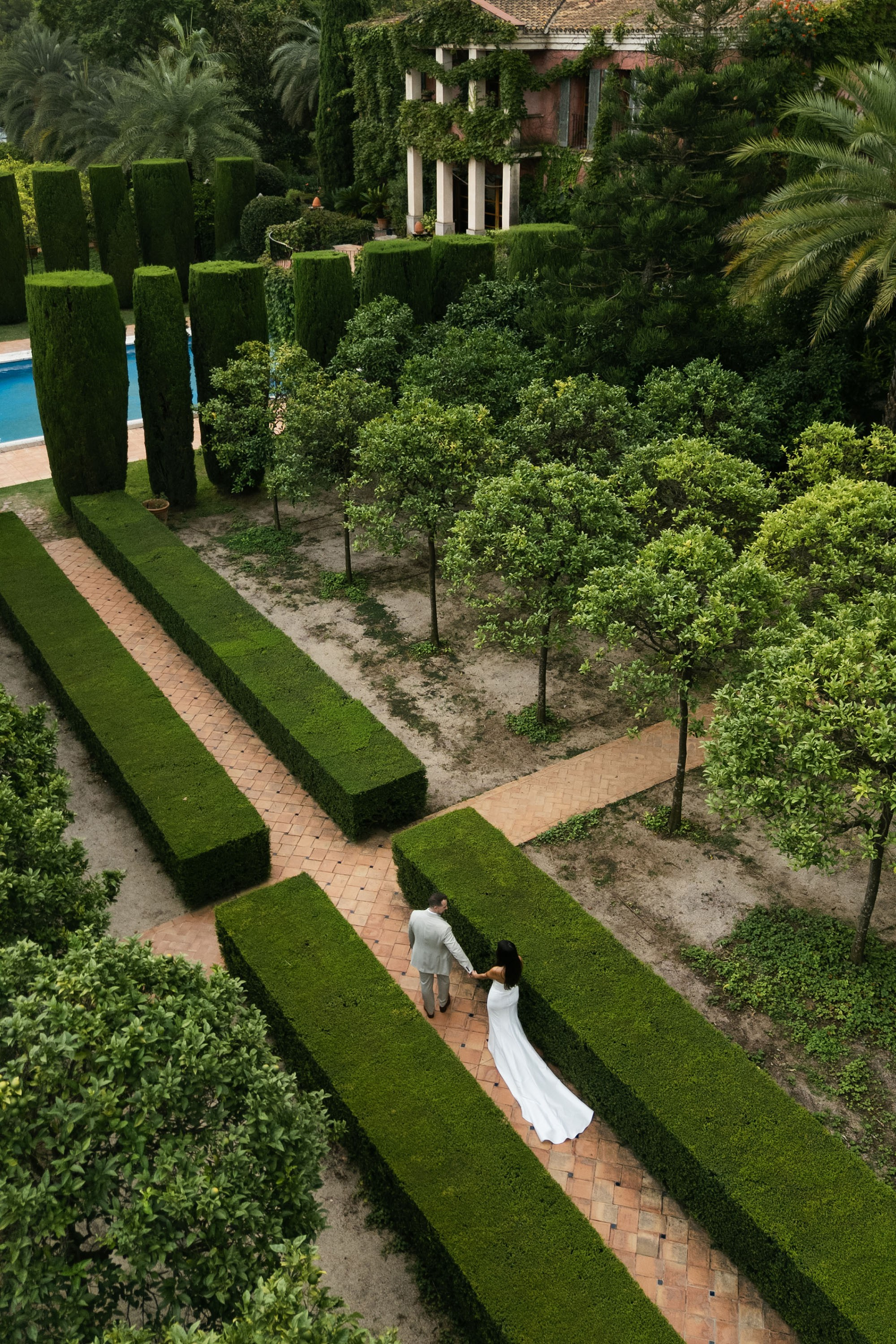 Johanna and Francesco. Destination Wedding Photographers and content creators based in Spain