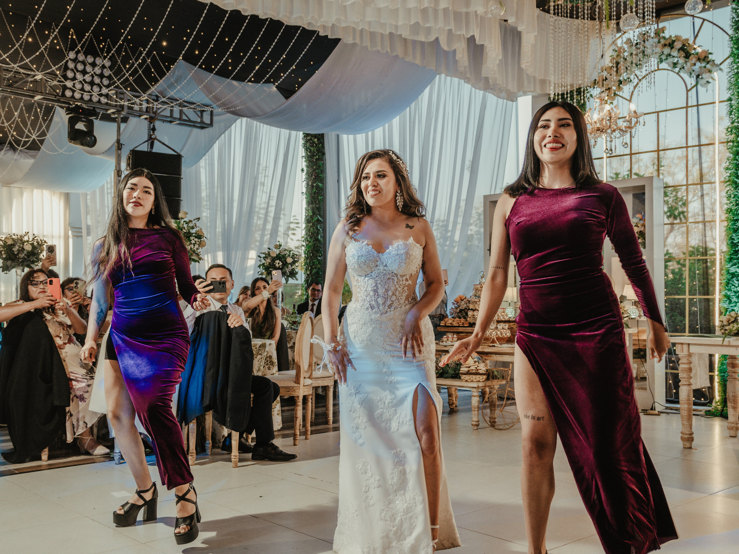 CARLA Y MARIO BODA RELIGIOSA. Studio KVTA | Fotografía y Video de Bodas en Arequipa