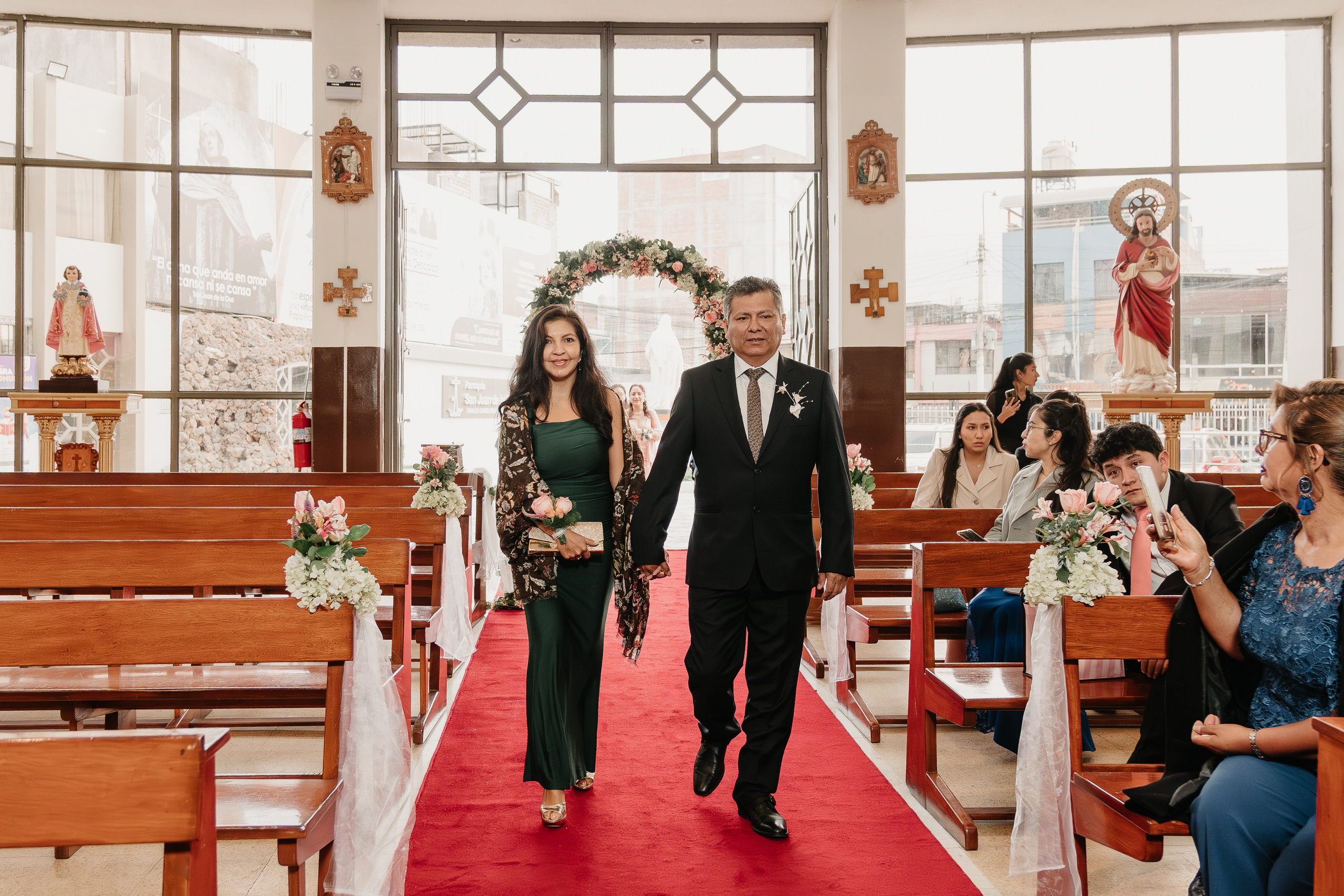 ALEJANDRA + RODRIGO BODA RELIGIOSA. Studio KVTA | Fotografía y Video de Bodas en Arequipa