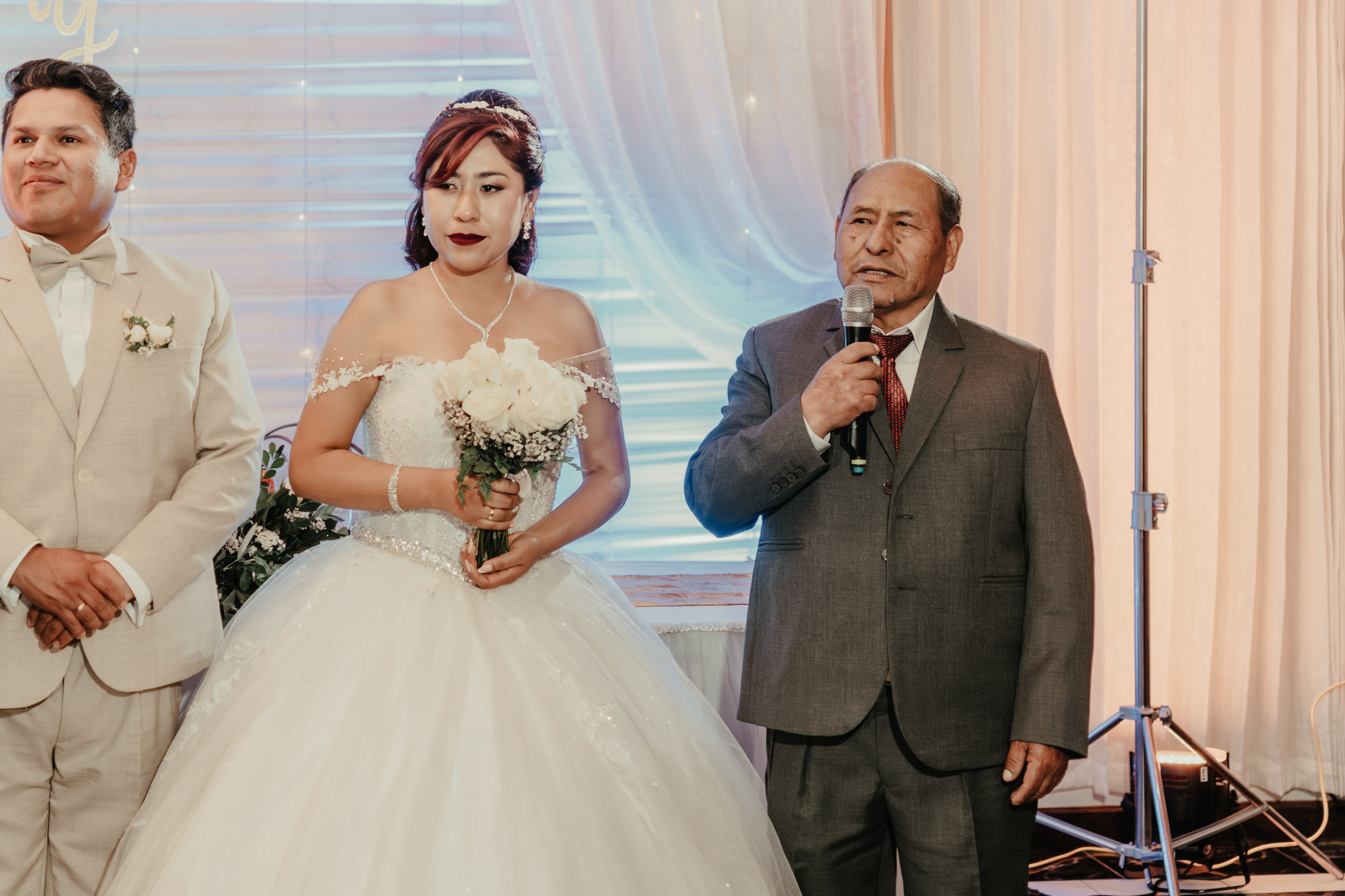 VANESSA + FRANKLIN BODA RELIGIOSA. Studio KVTA | Fotografía y Video de Bodas en Arequipa