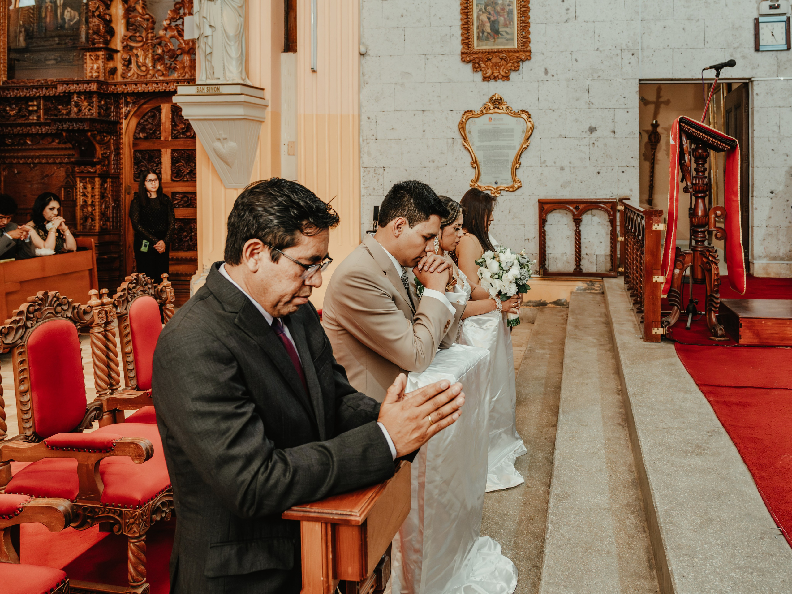 CARLA Y MARIO BODA RELIGIOSA. Studio KVTA | Fotografía y Video de Bodas en Arequipa