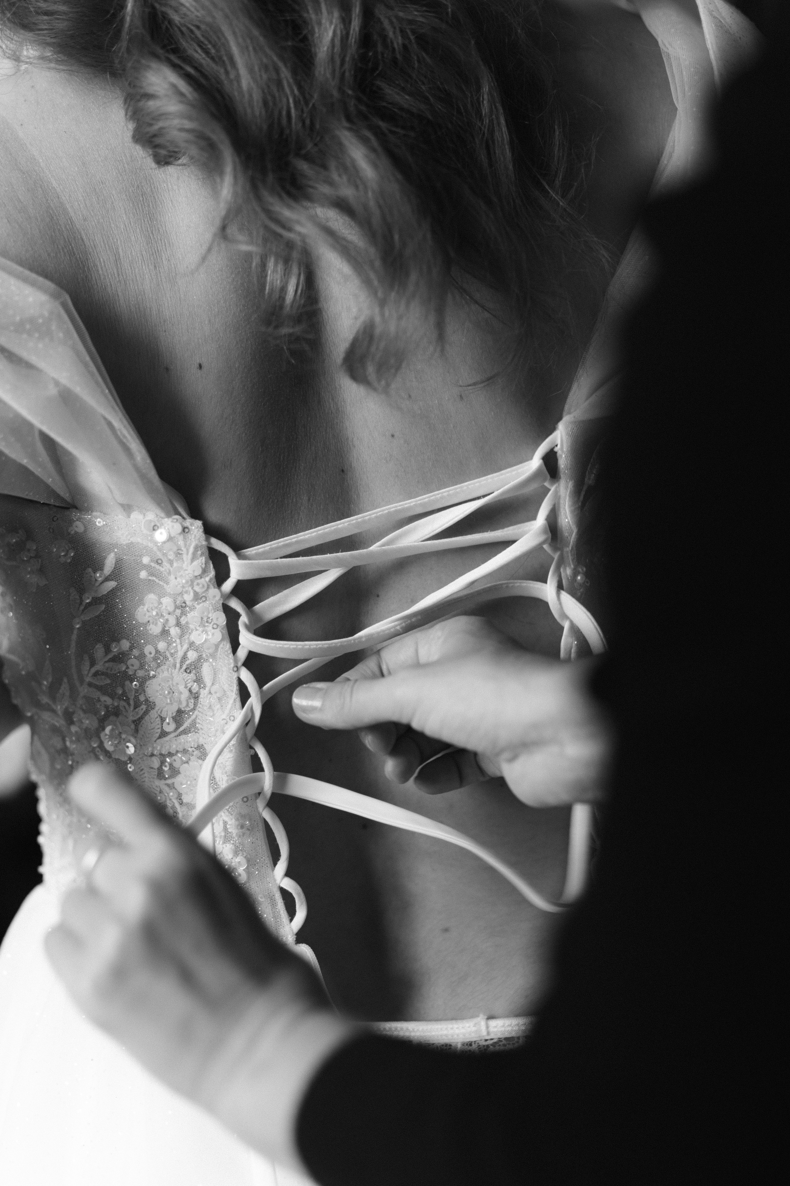 Autumn Wedding in the Vineyards of Piedmont, Italy — Kristina and Daniele. Liza Bizzaro — Italy Wedding, Love Story & Portrait Photographer in Milan, Turin, Piedmont and Across Italy