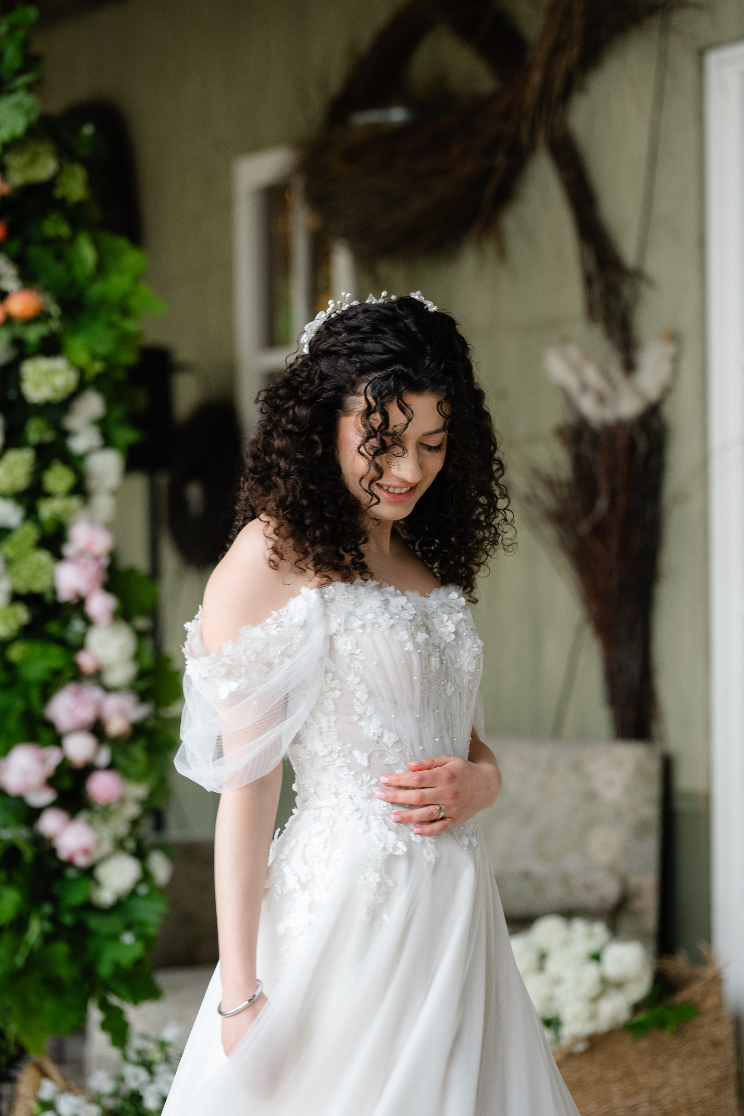 Mona + Vlad | Valea Sanzienelor. Proud Vision Weddings | Wedding Photography & Films — Servicii profesionale Foto Video Nunta Iasi