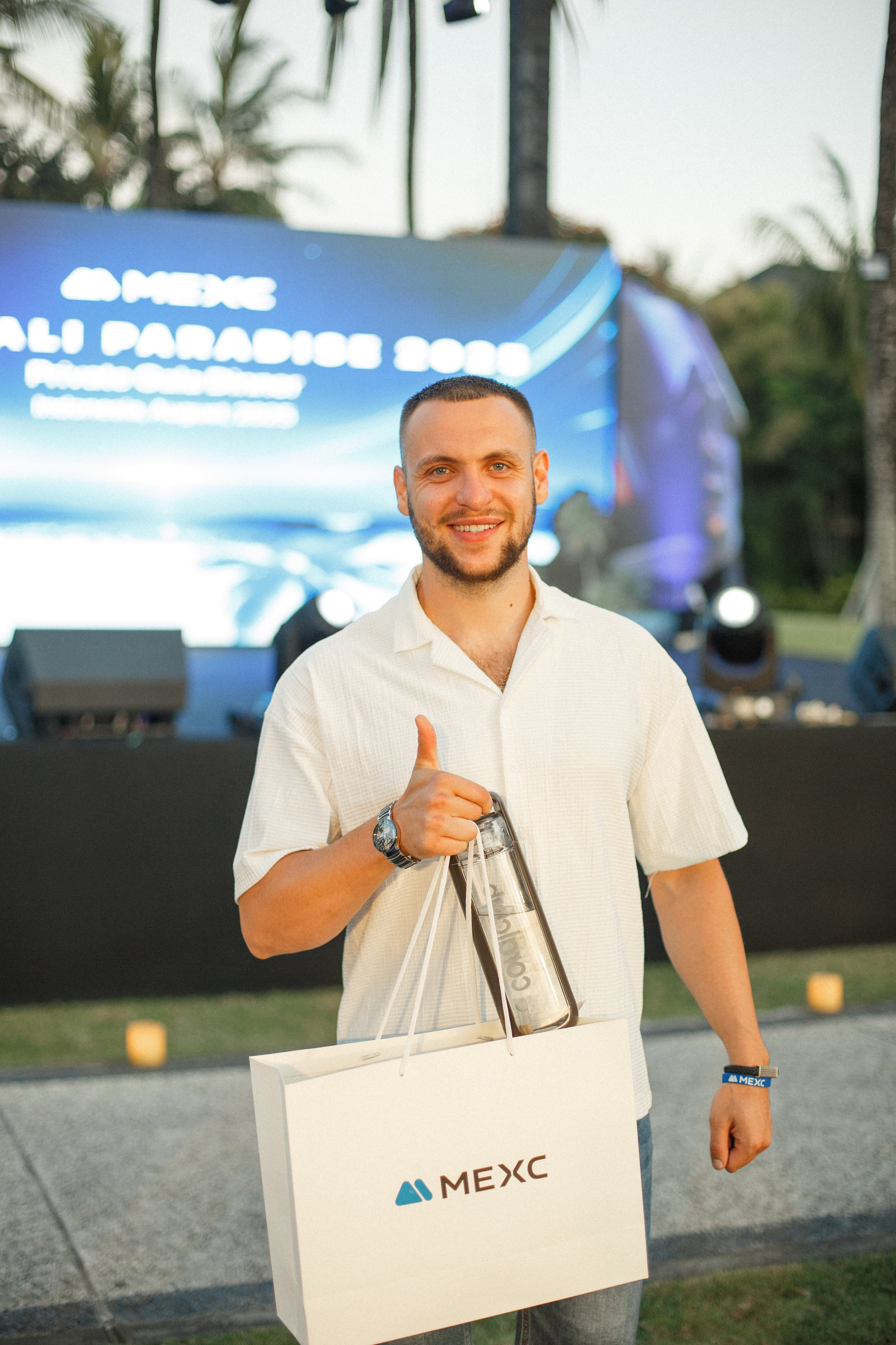 MEXC корпоратив. Фотограф Бали Получи лучшие фотографии с острова