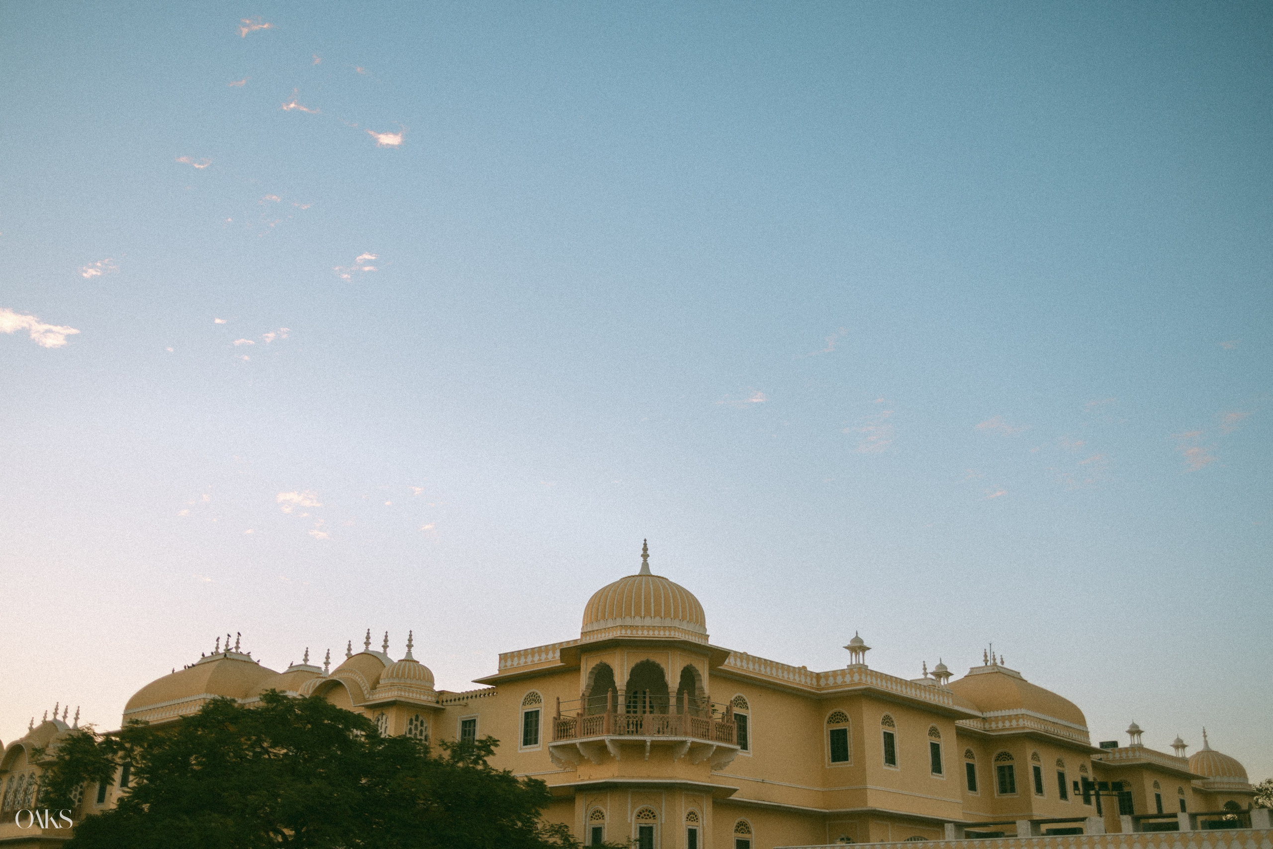 Wedding & Editorial Photographer | Anandshivadas