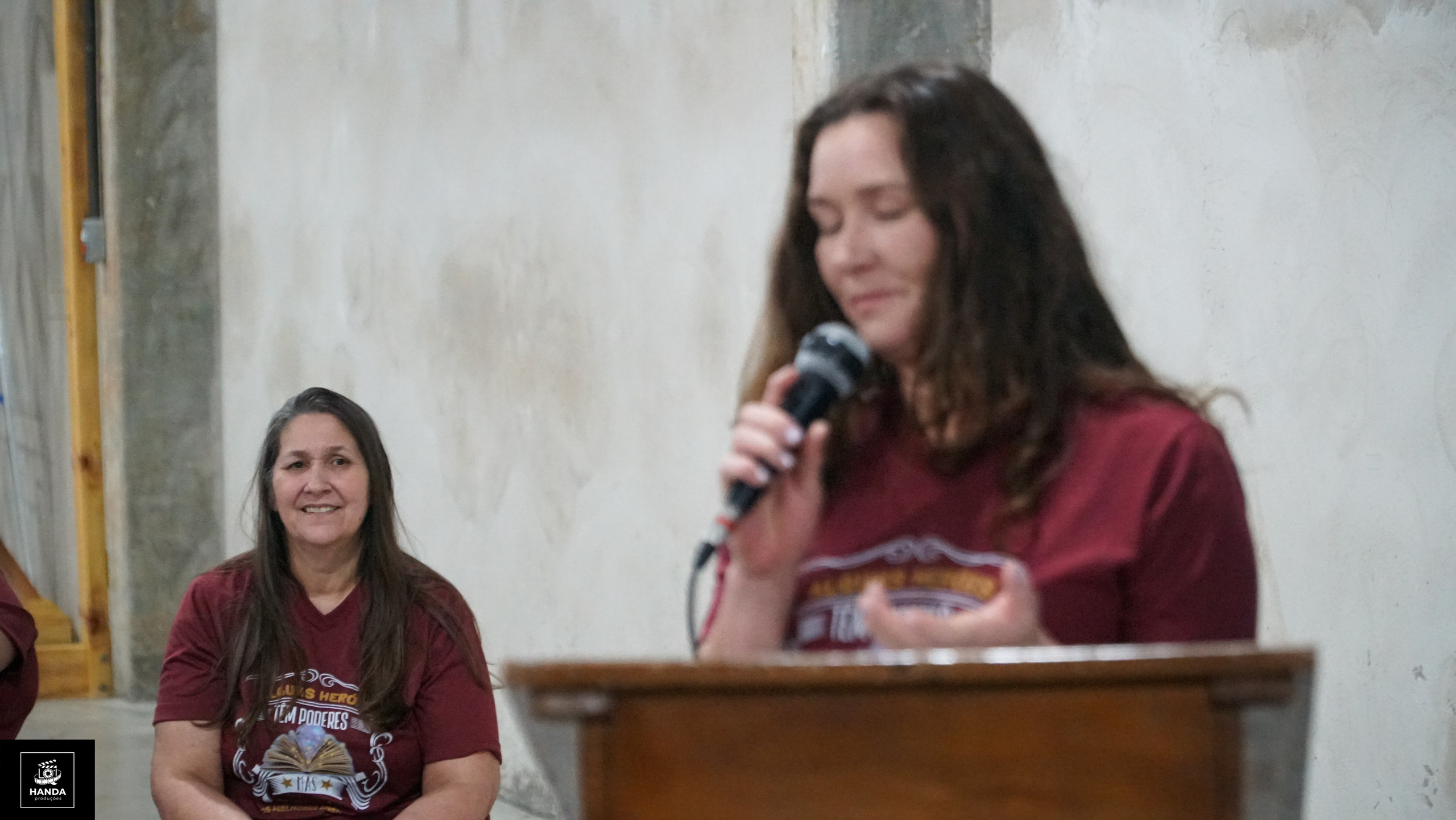 Noite autógrafos colégio Aurélio Buarque de Holanda. Handa Produções