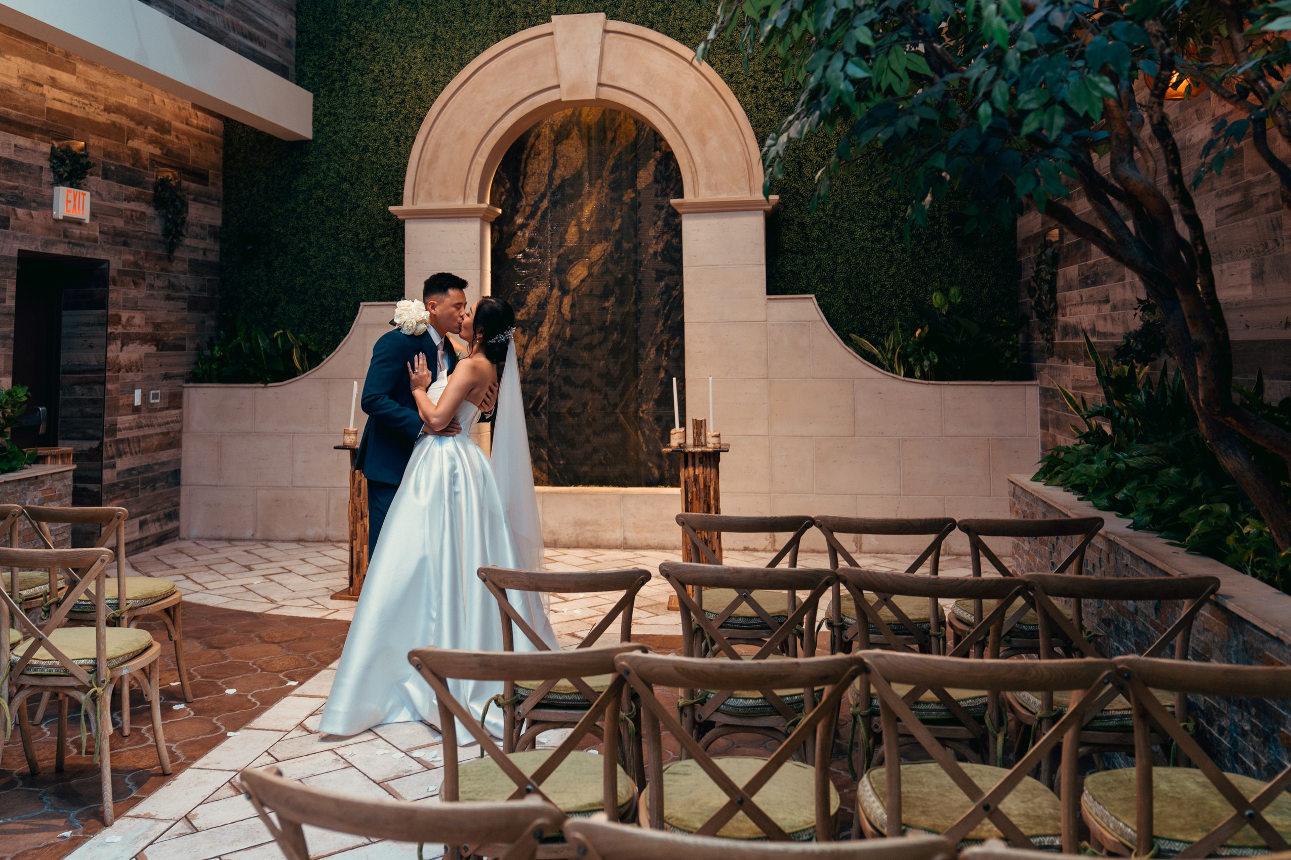 Anjeli&Asher. Wedding & elopement photographer Viktoriya Kravtsov. Las Vegas