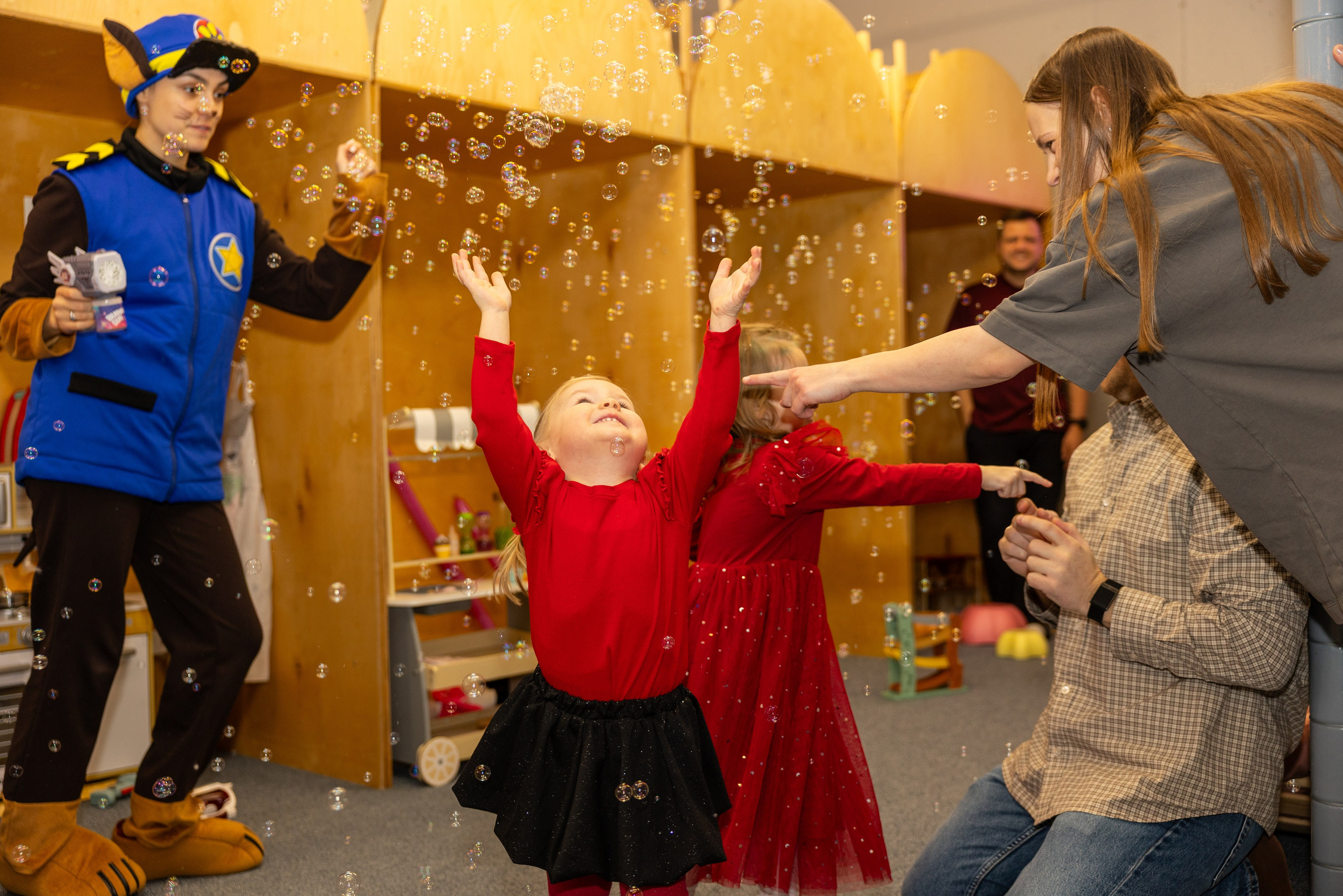 День рождения Артёма 24 января 2026 года. Семейный и детский фотограф в Варшаве Мила Бобровская