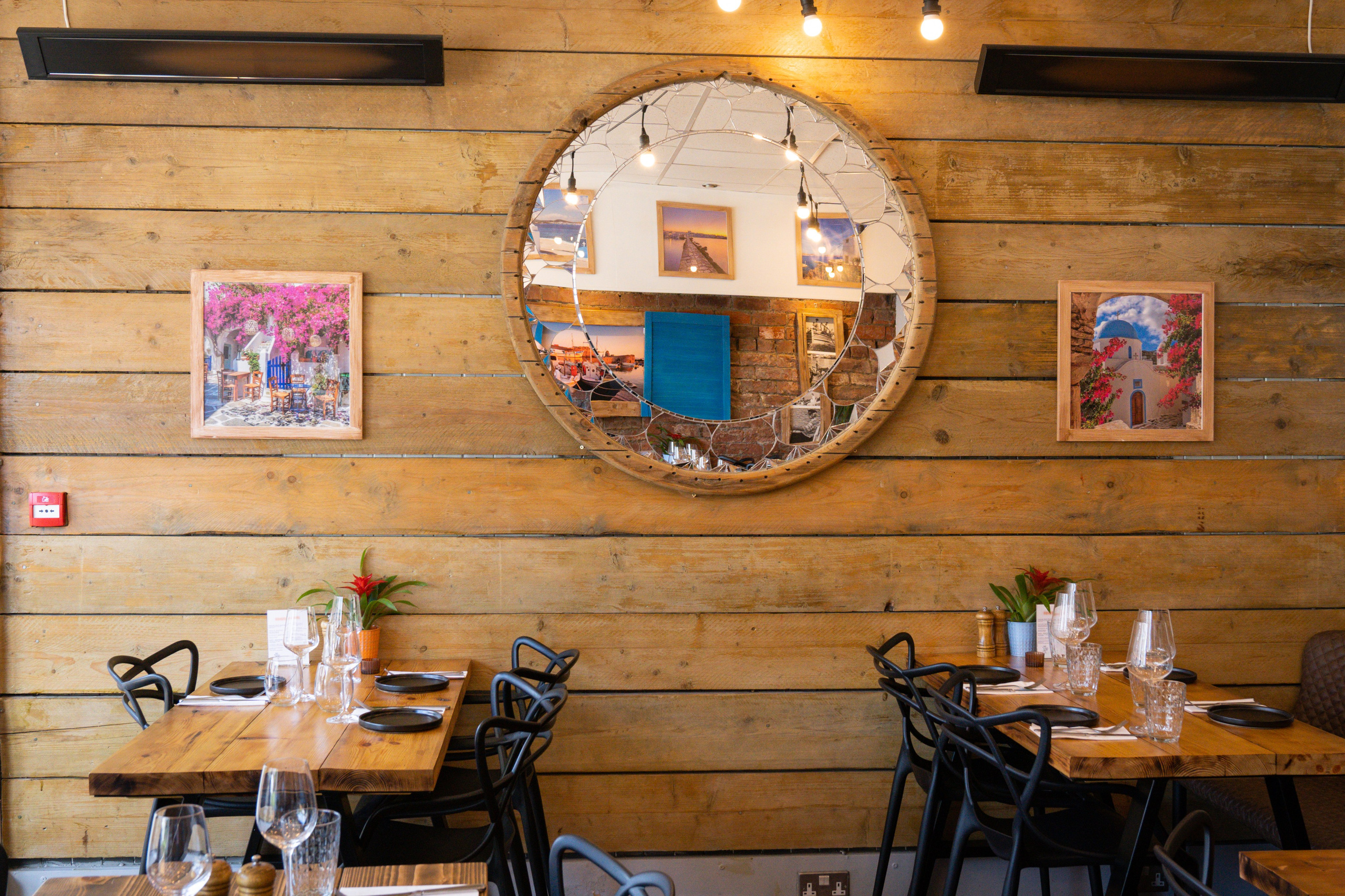 Food Photography Newcastle Upon Tyne, greek restaurant in Heaton, restaurant interior photography, 