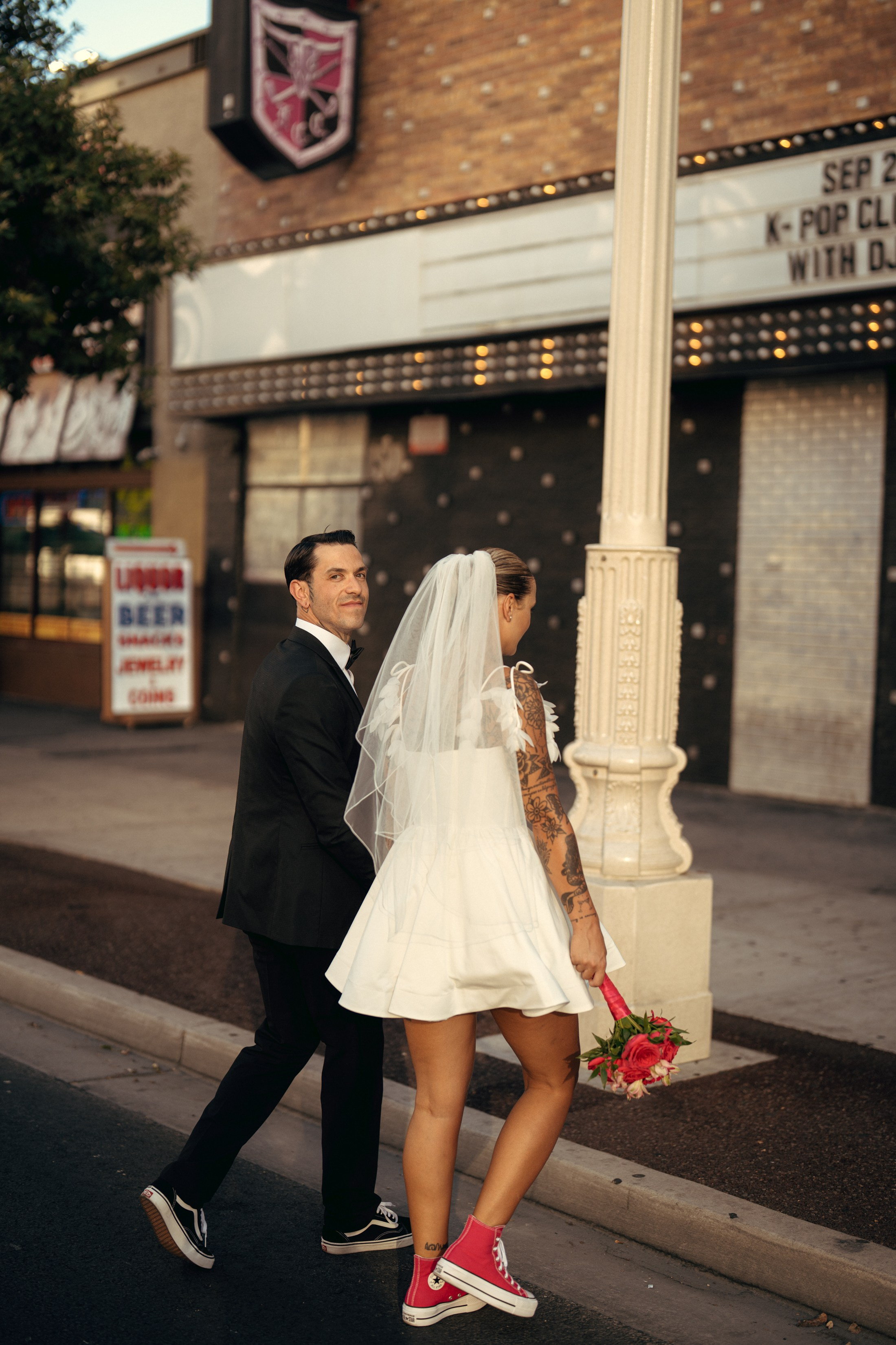 Klara&Marsel. Wedding & elopement photographer Viktoriya Kravtsov. Las Vegas
