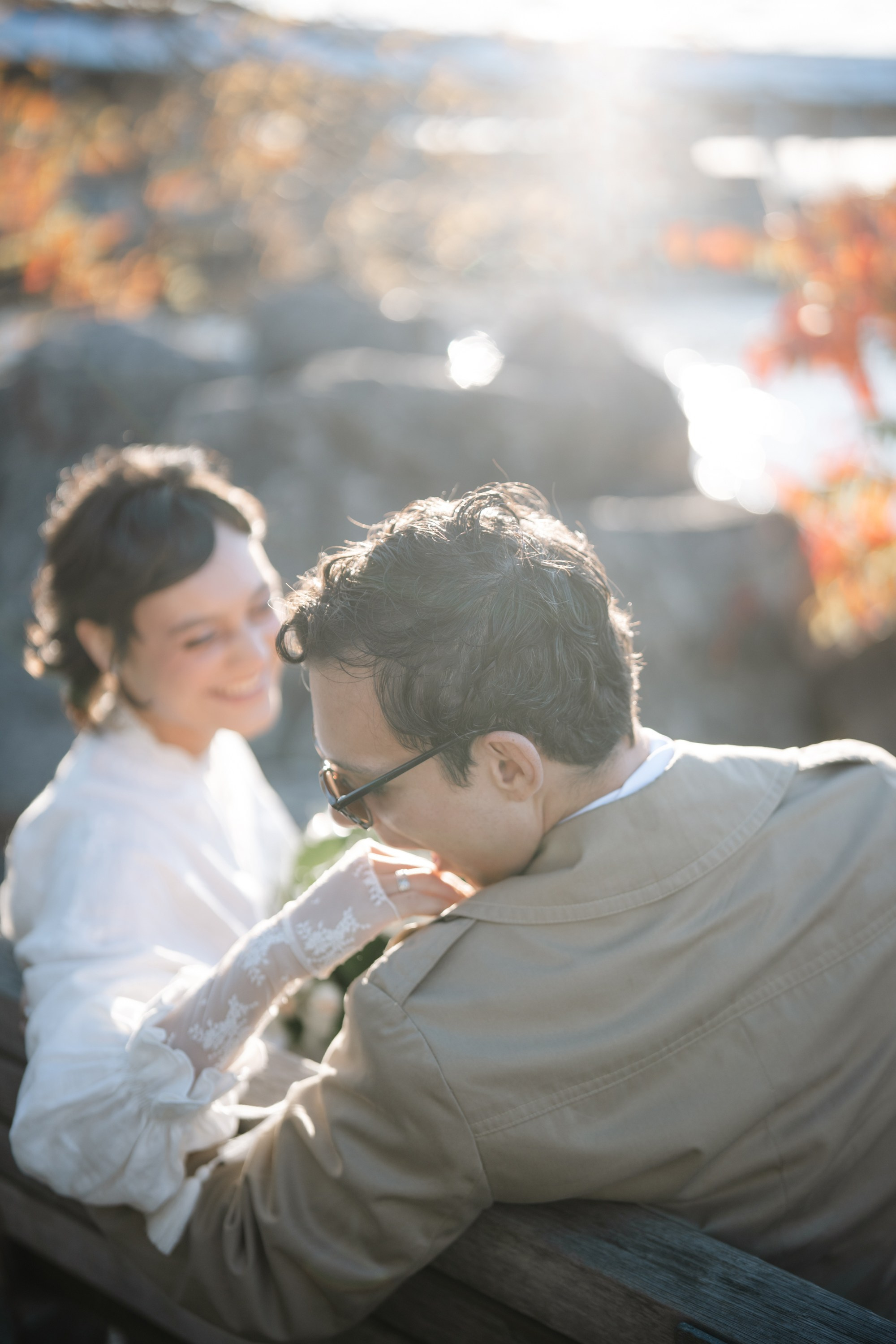 Wedding photo shoot in Dumbo, Brooklyn. Portrait and wedding photographer in New York