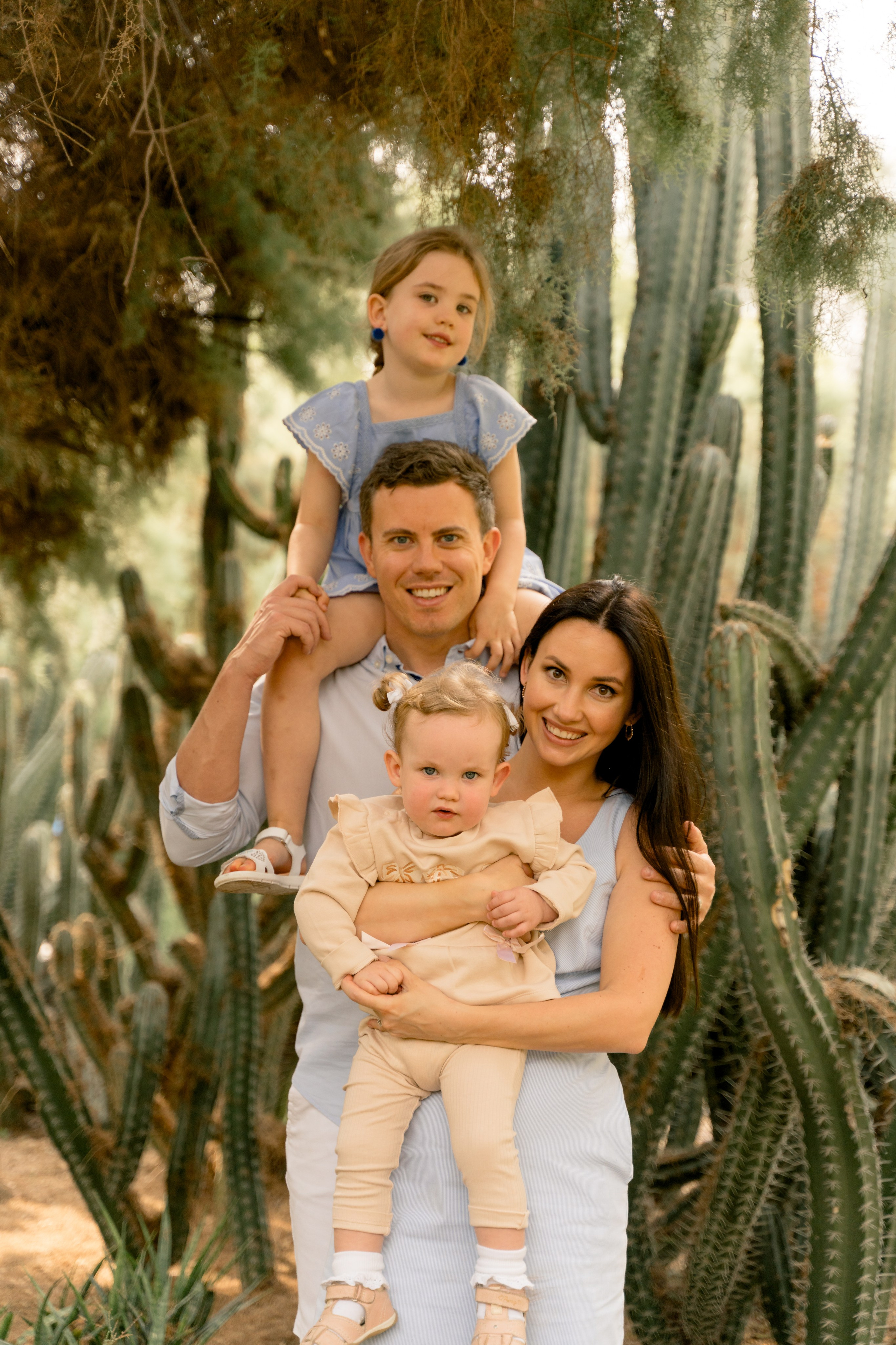 Семейная съемка в парке. Фотограф в Абу Даби Марина