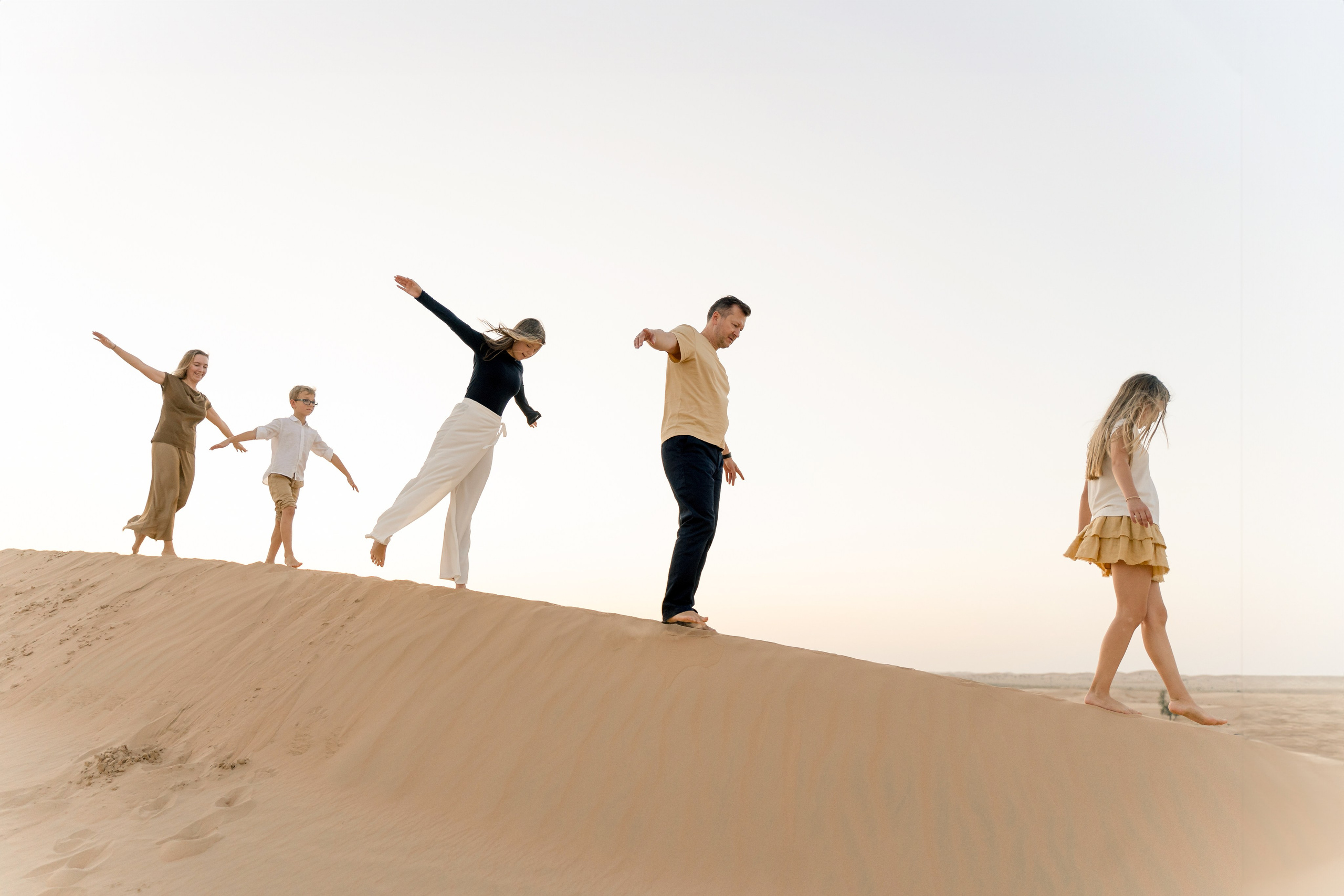 Семейная фотосессия в Пустыне. Фотограф в Абу Даби Марина