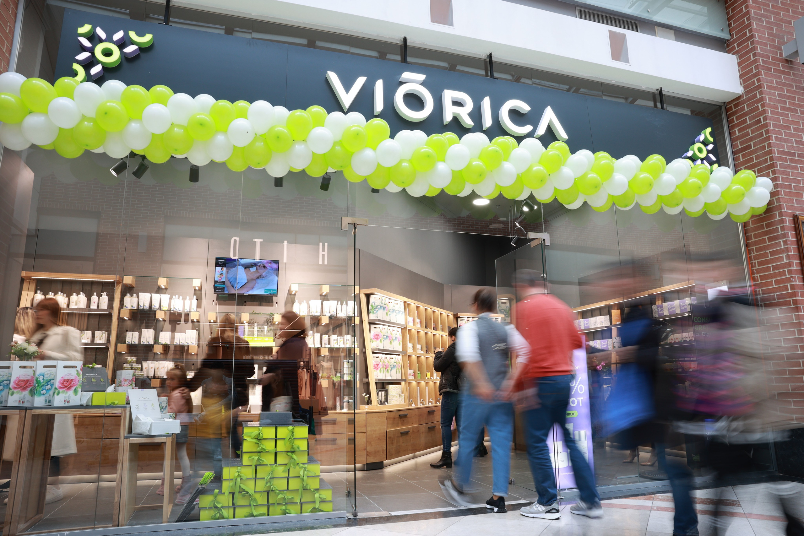 Fotografii deschidere magazin Viorica. MDimaFotoStudio. Fotograf de nuntă, evenimente private și de familie