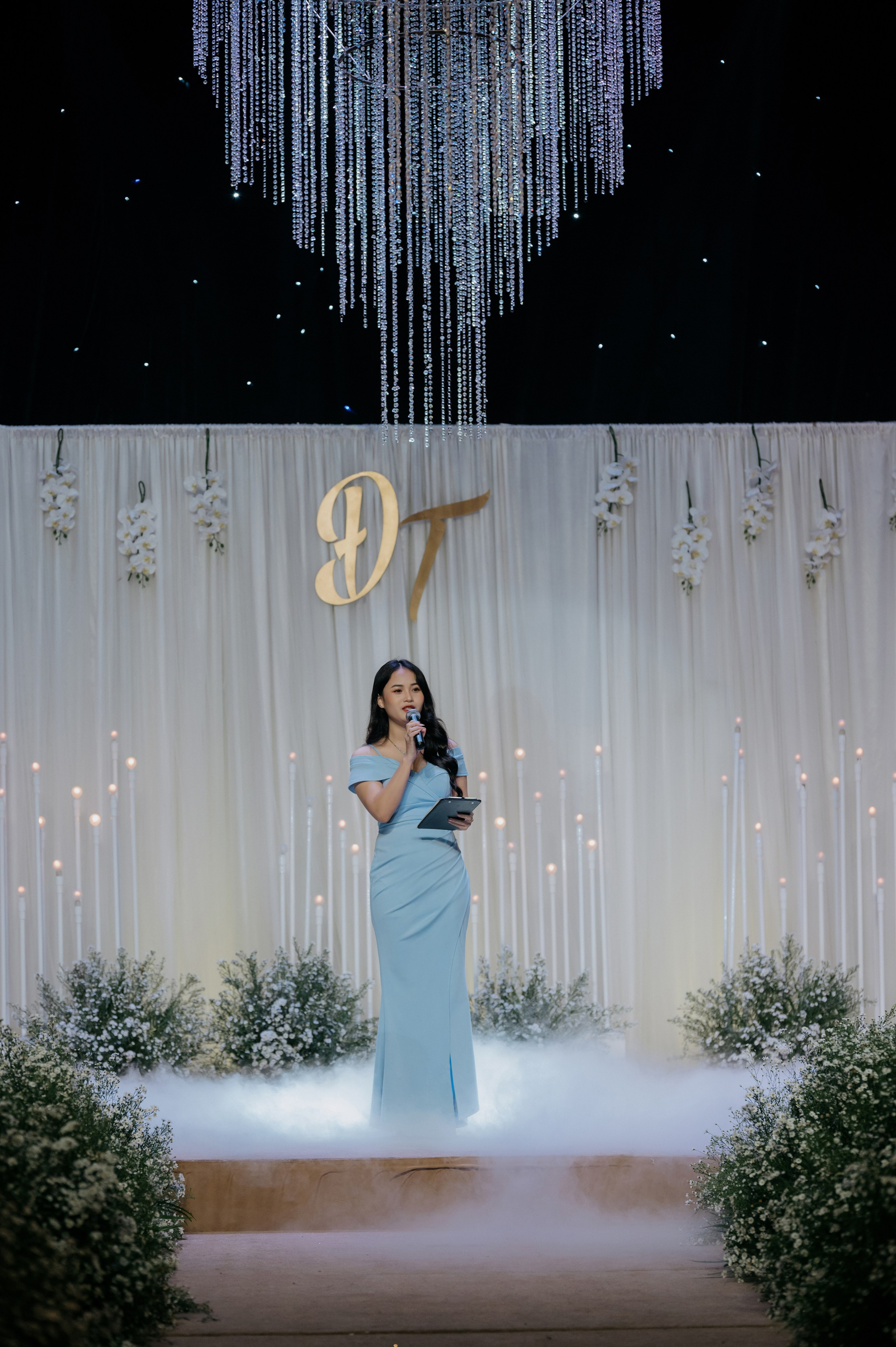 DAT & TU / Wedding Party. Saigon Wedding Present | Art Beyond Moments