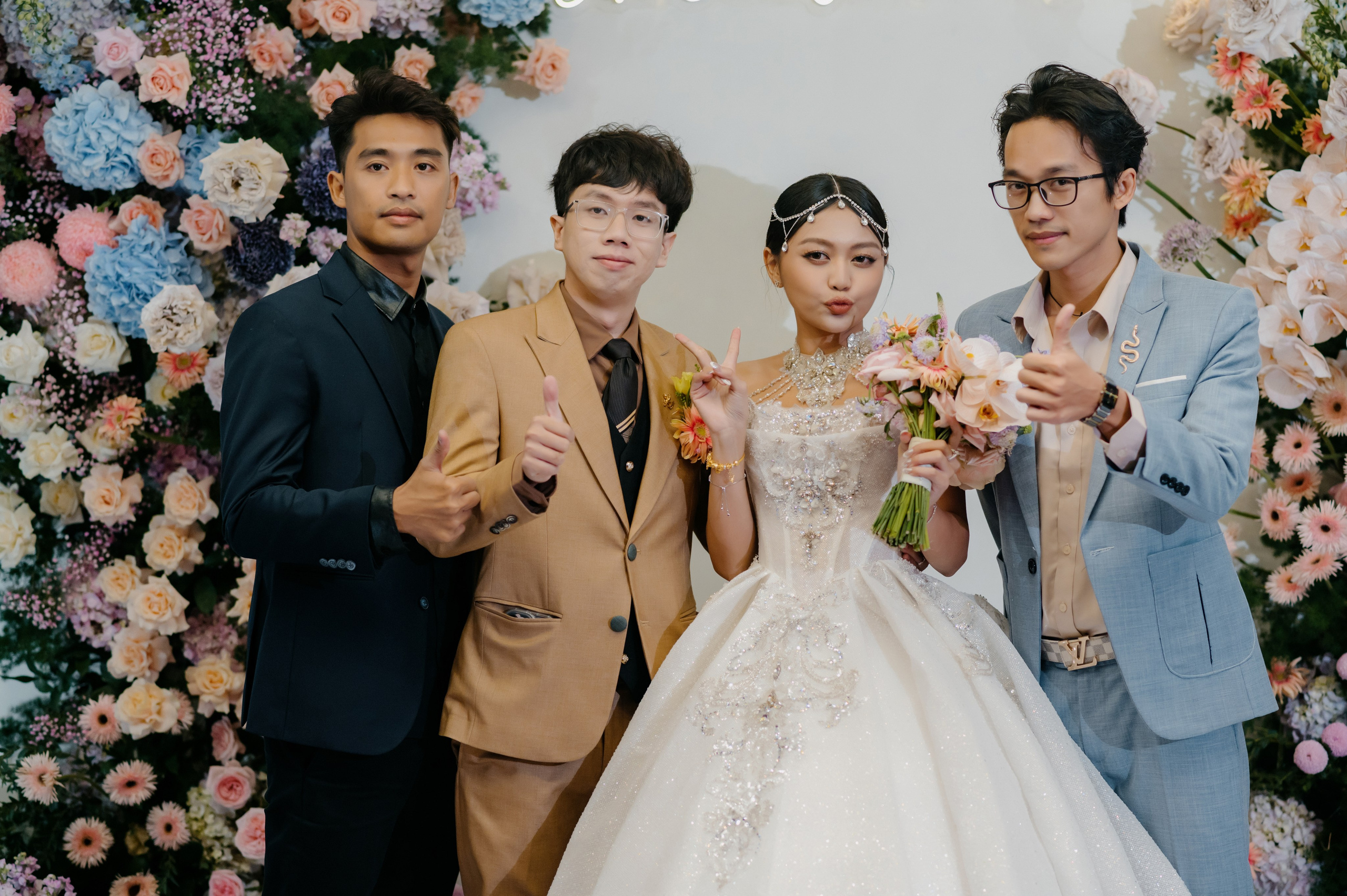 KHANG & QUYEN / Lavela Hotel. Saigon Wedding Present | Art Beyond Moments