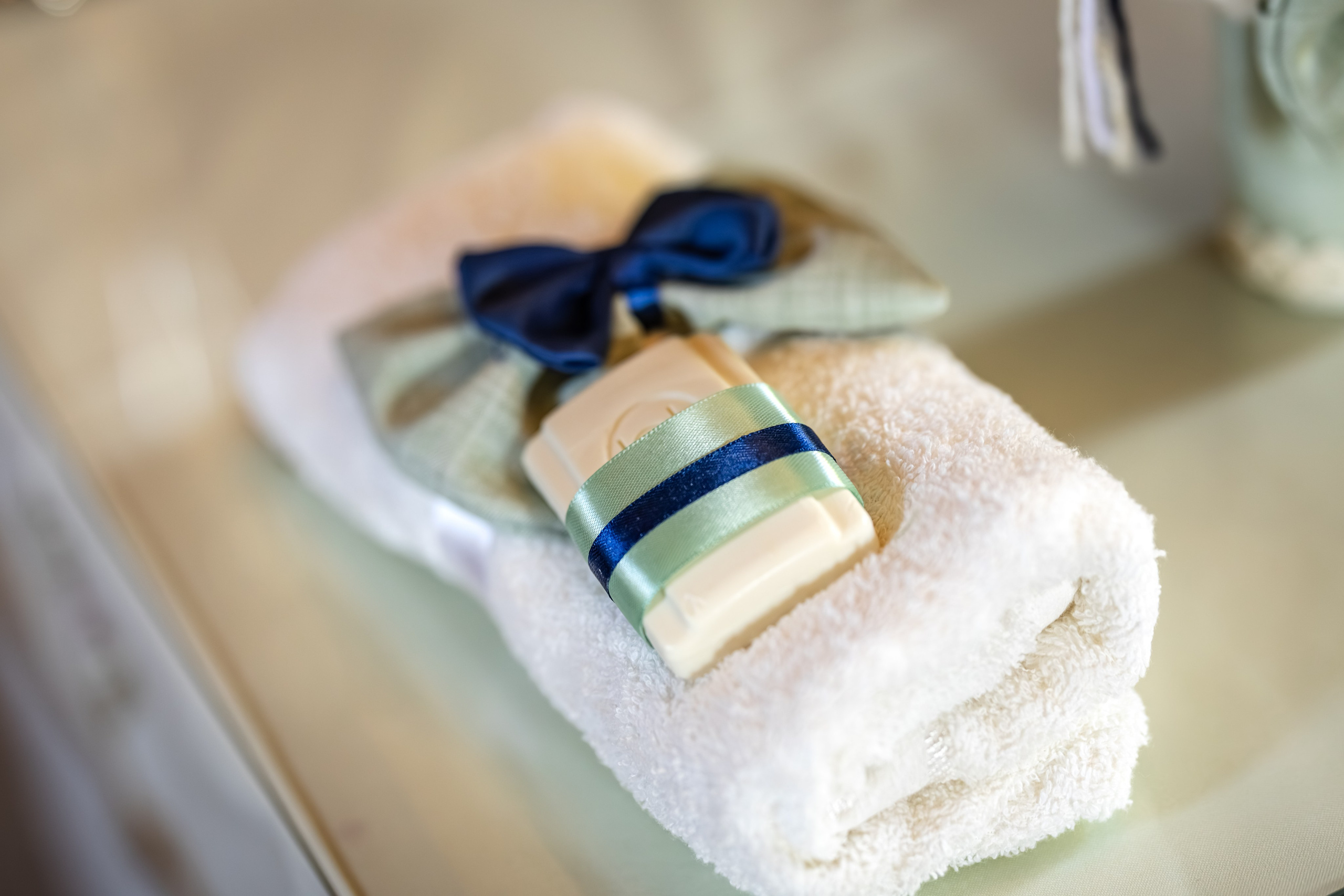 Eric Ionut. Moments By Gub