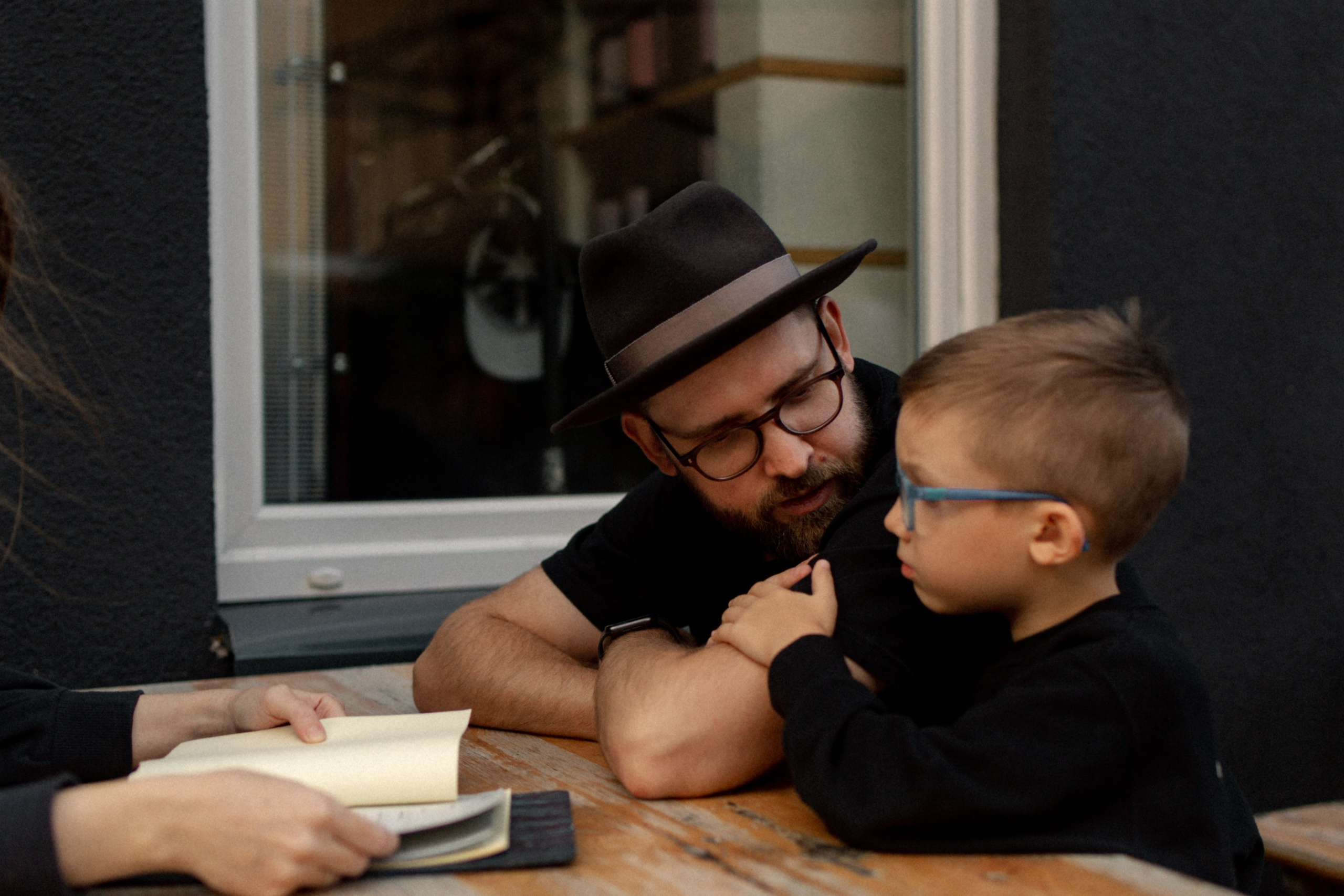 Denis & Evelina. Photographer Vladmir Gladkov