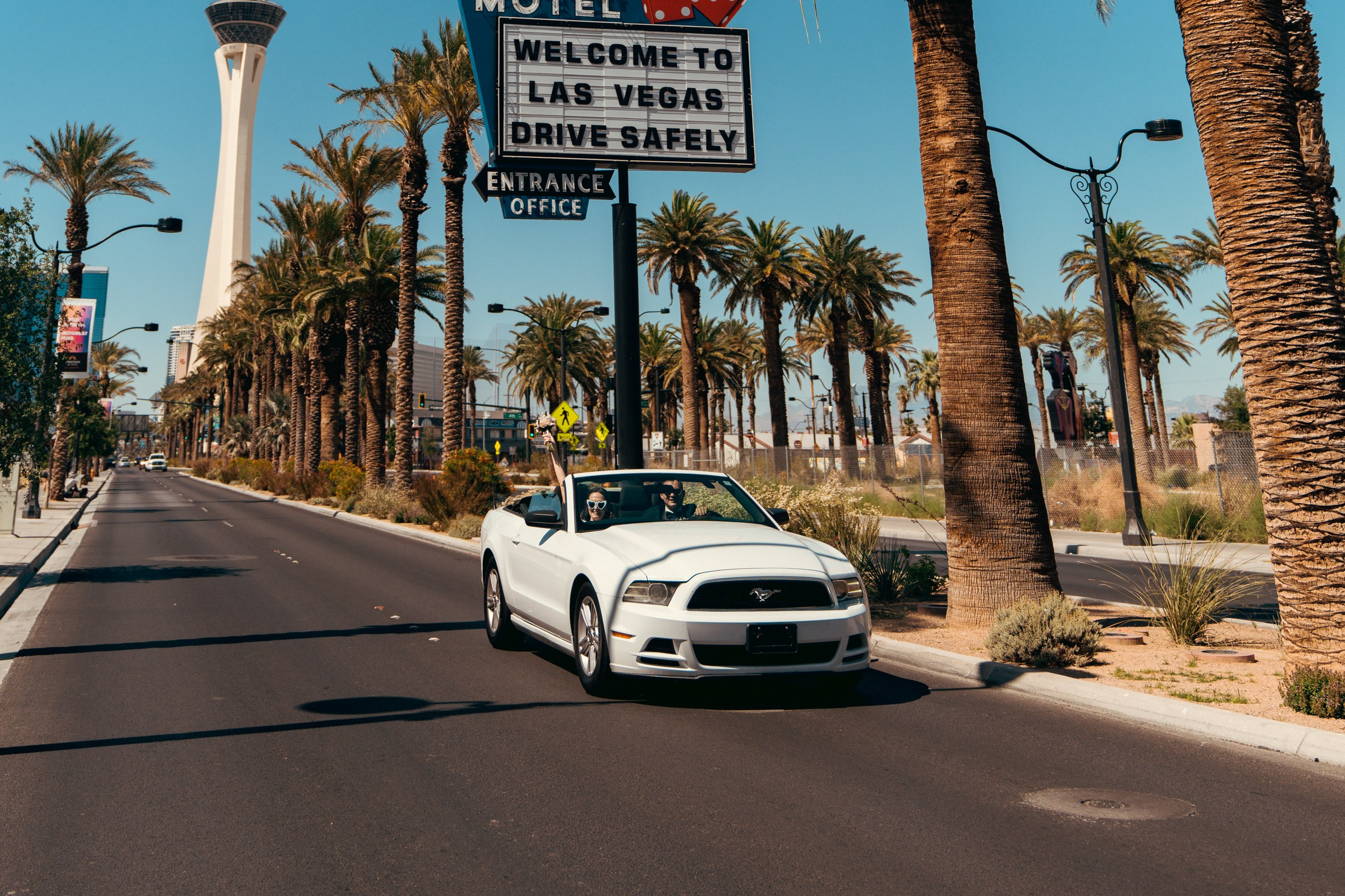Anastasia&Luka. Wedding & elopement photographer Viktoriya Kravtsov. Las Vegas