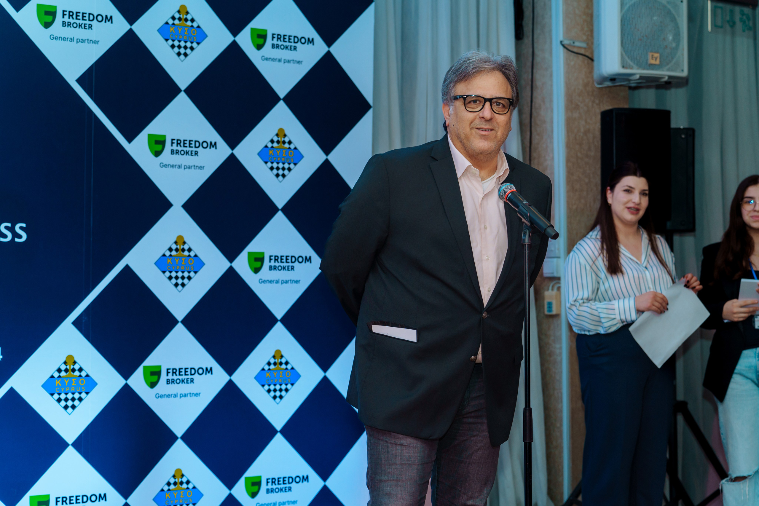 Chess. Photographer in Cyprus