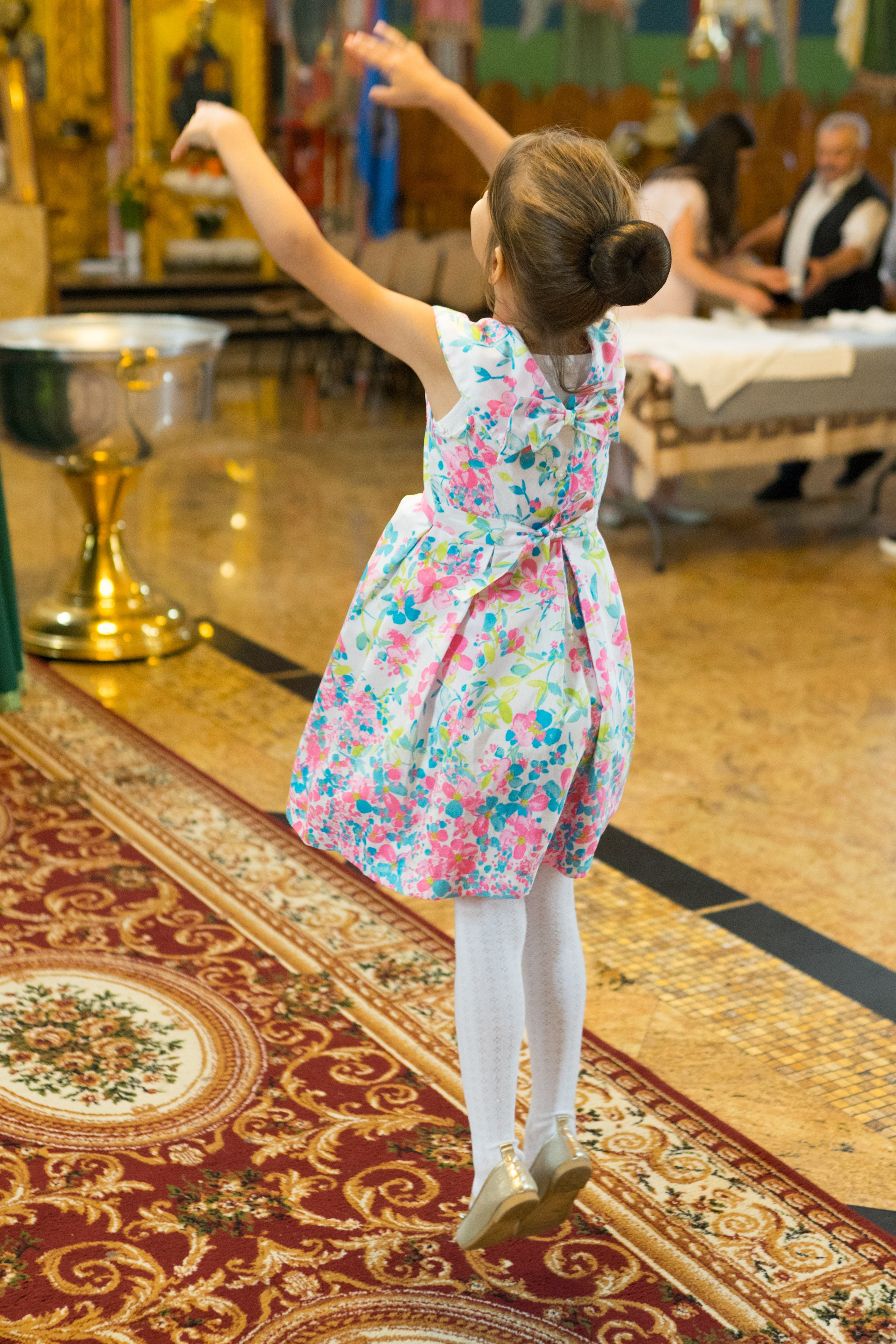 Fotografie de Eveniment Brașov: Povești Vizuale | Mădălina Beda. Madalina Beda- Artist vizual, fotograf, doula la nastere, consultant babywearing Brasov si in toata tara