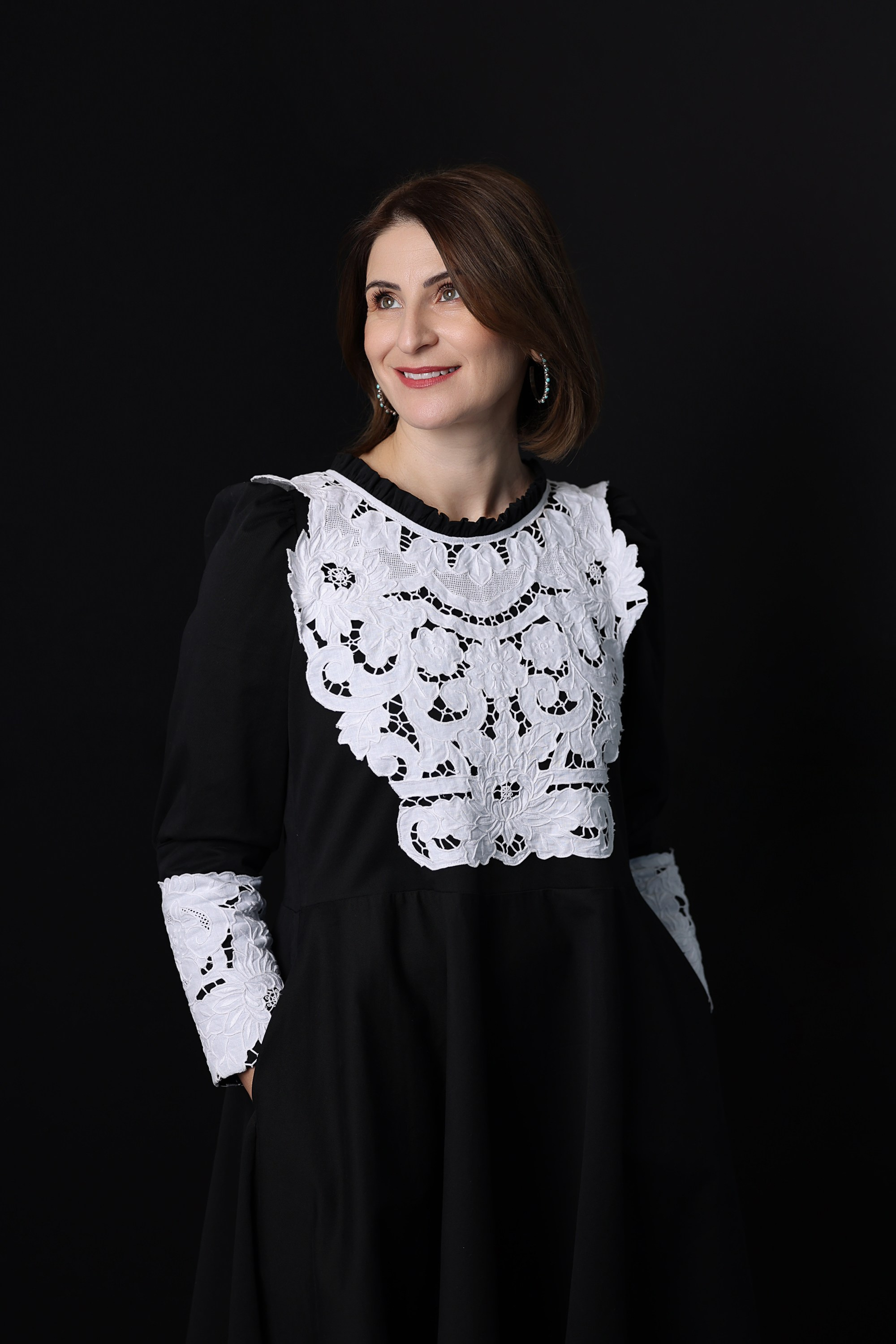 Violeta Sili, Esthéticienne/Beautician