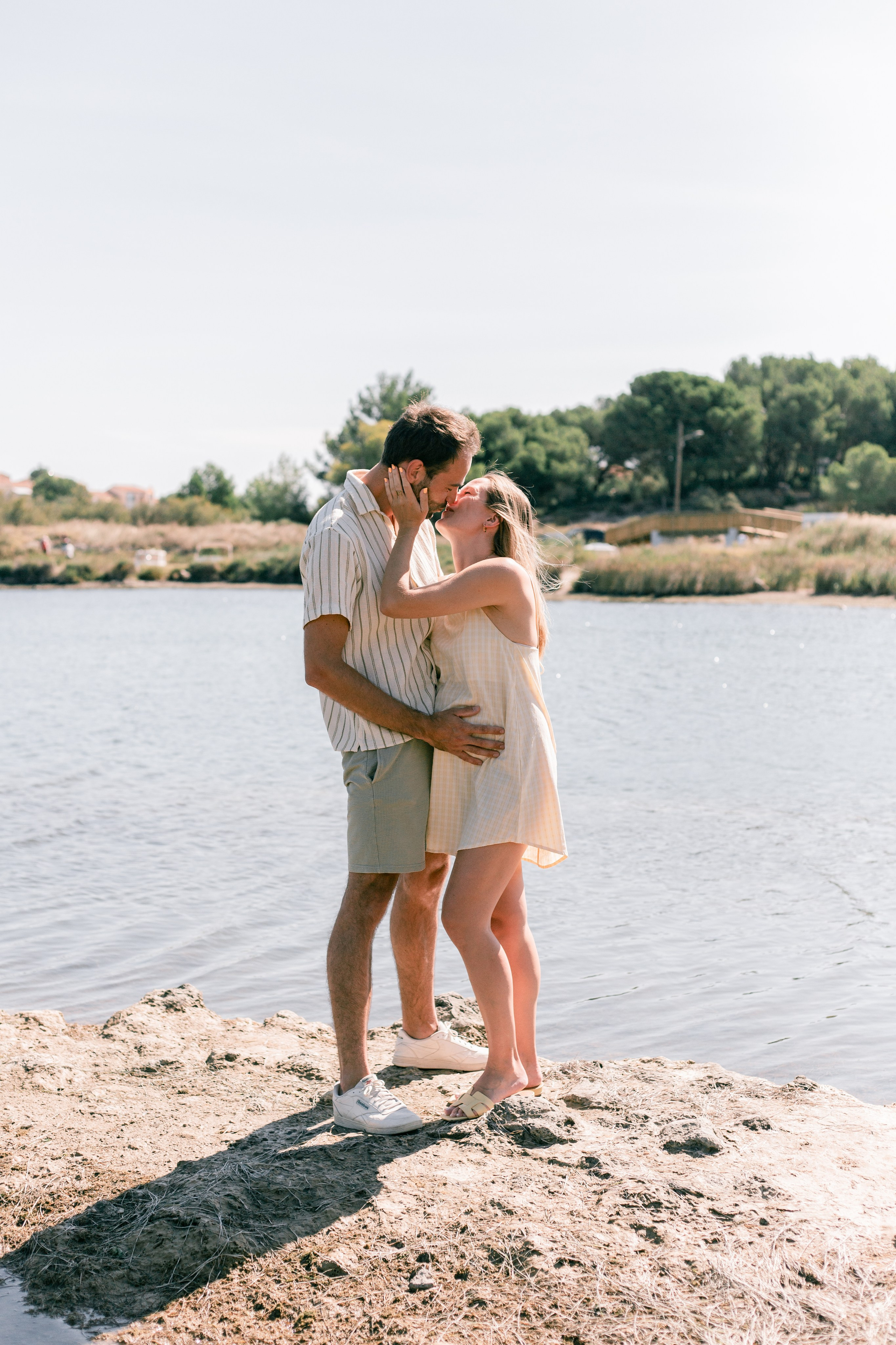 Elise et sa famille. Studio photo « Partage ton bonheur » – Photographe famille près de Châtellerault, Poitiers et Tours