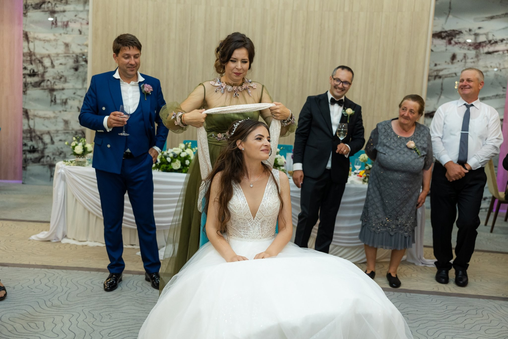 Laurentiu si Ilenca. Fotograf Nuntă Constanța - Moments by Gub