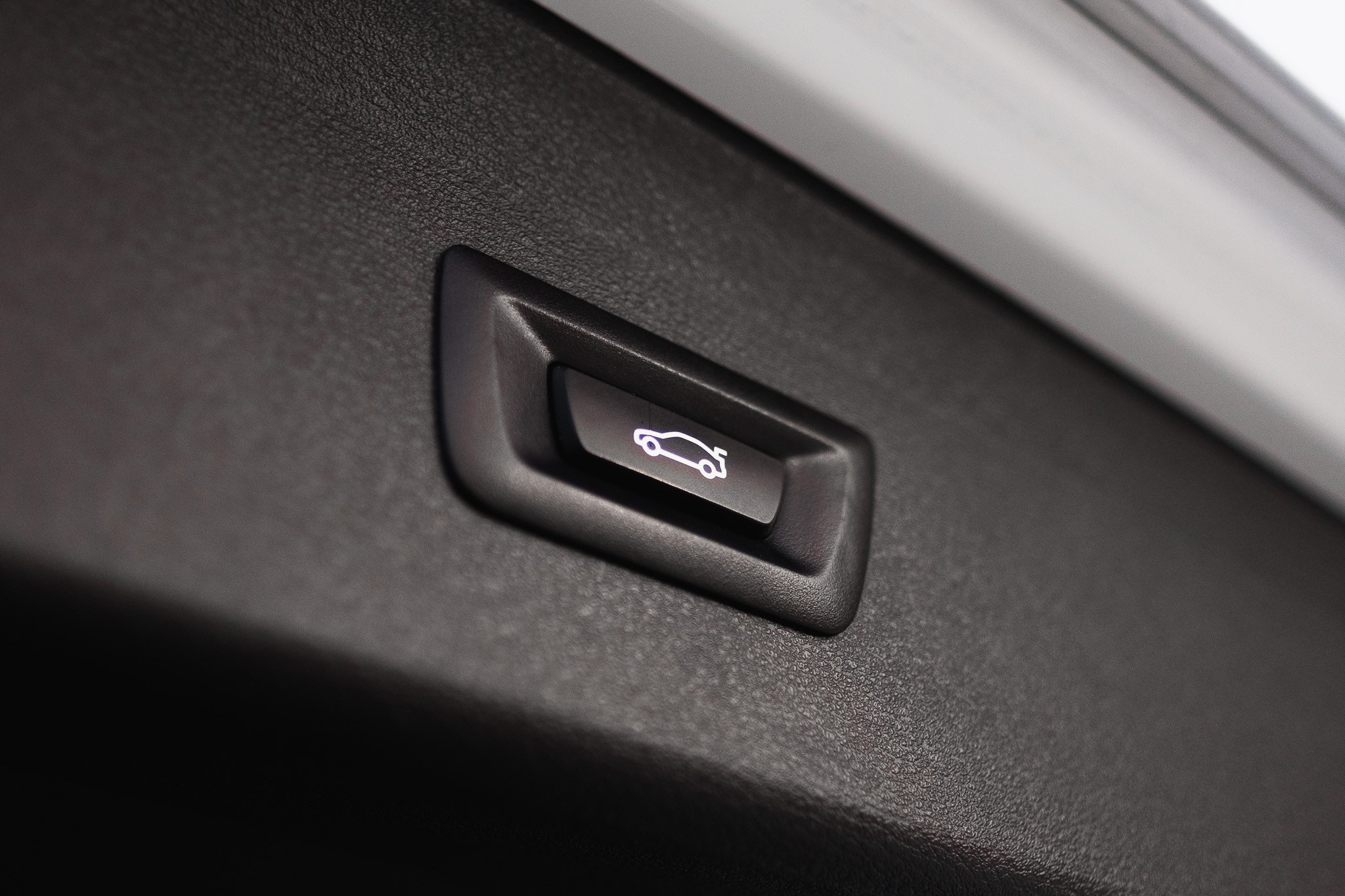 BMW X1. LOHA VISUALS — AUTOMOTIVE PHOTOGRAPHY