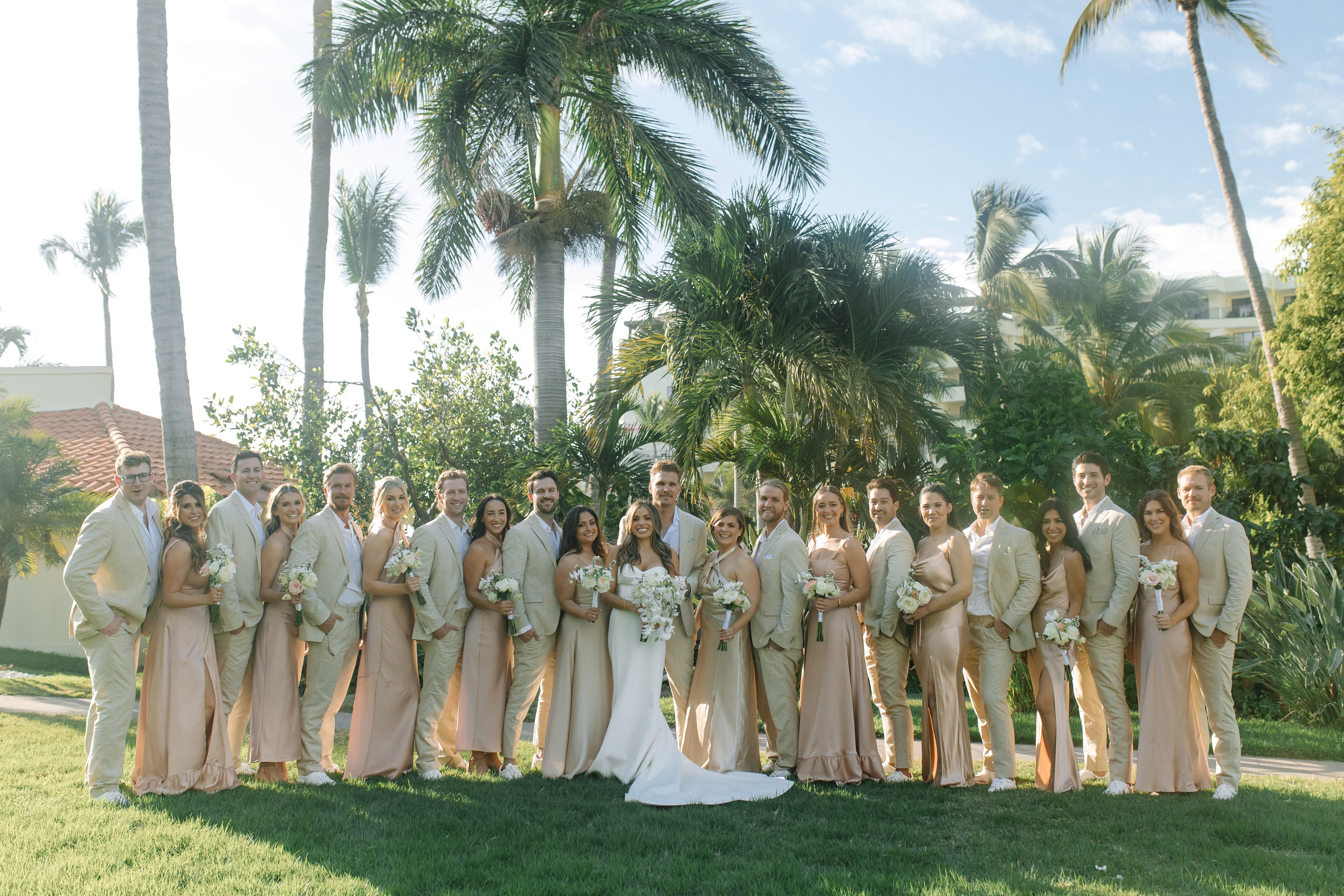 Marriott Puerto Vallarta Resort and Spa. Wedding photographer Mexico Sayulita Puerto Vallarta Punta Mita Cabo