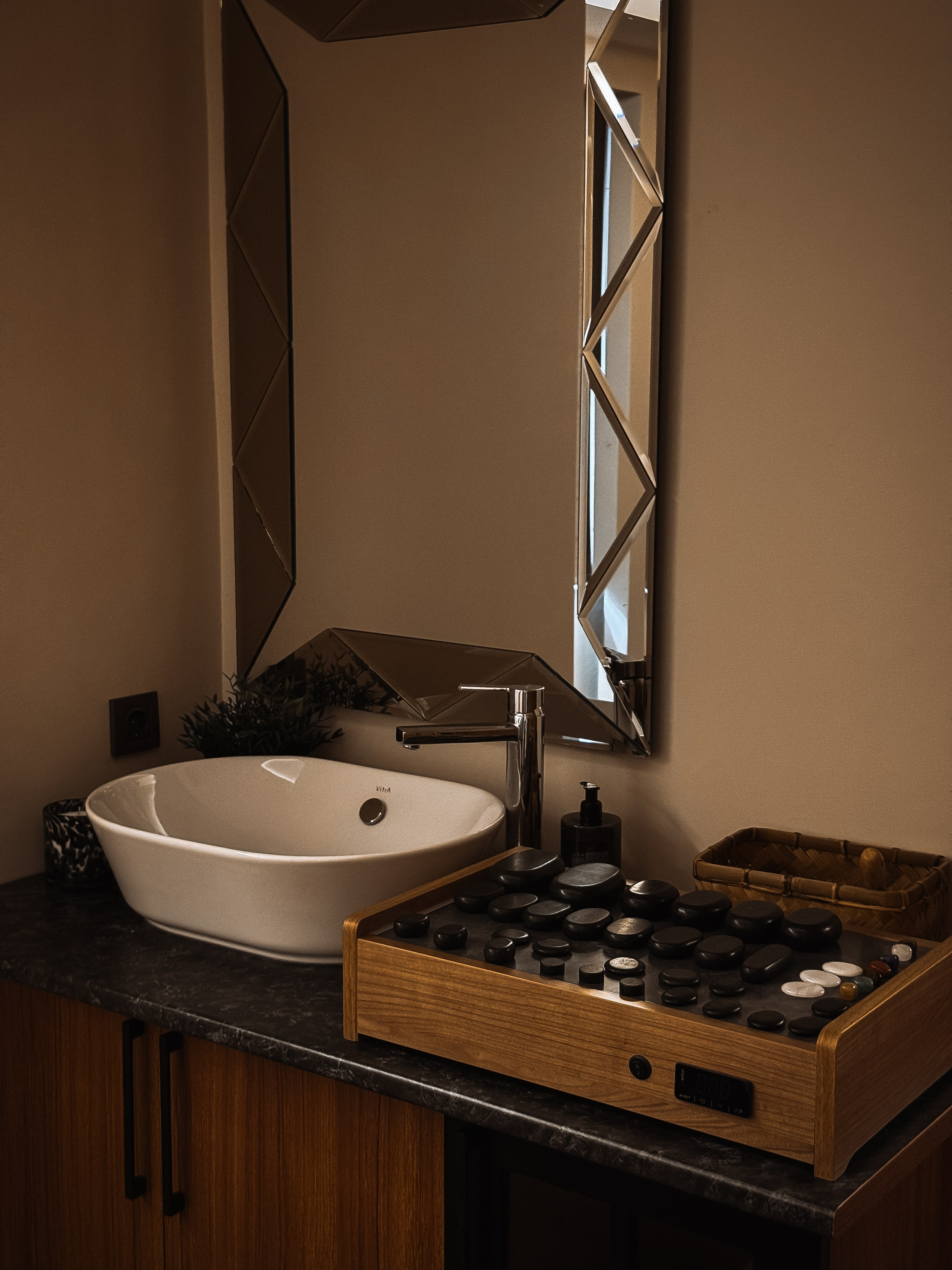 Контент-съемка Спа. Мобильный фотограф в Анталии. Алина Хивренко