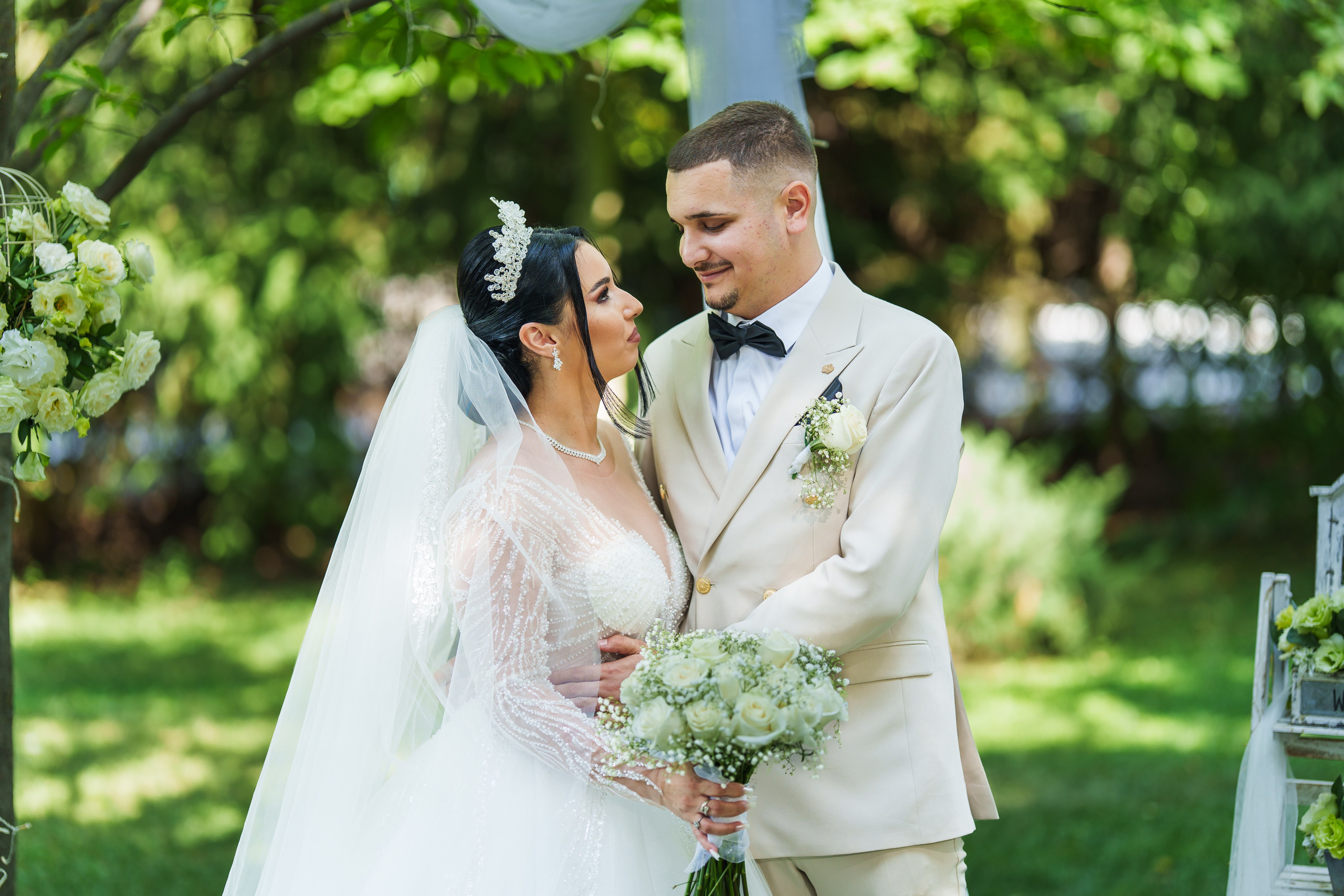 Bella & Adi. Foto Studio — Fotograf de evenimente, nunti, botezuri, portrete