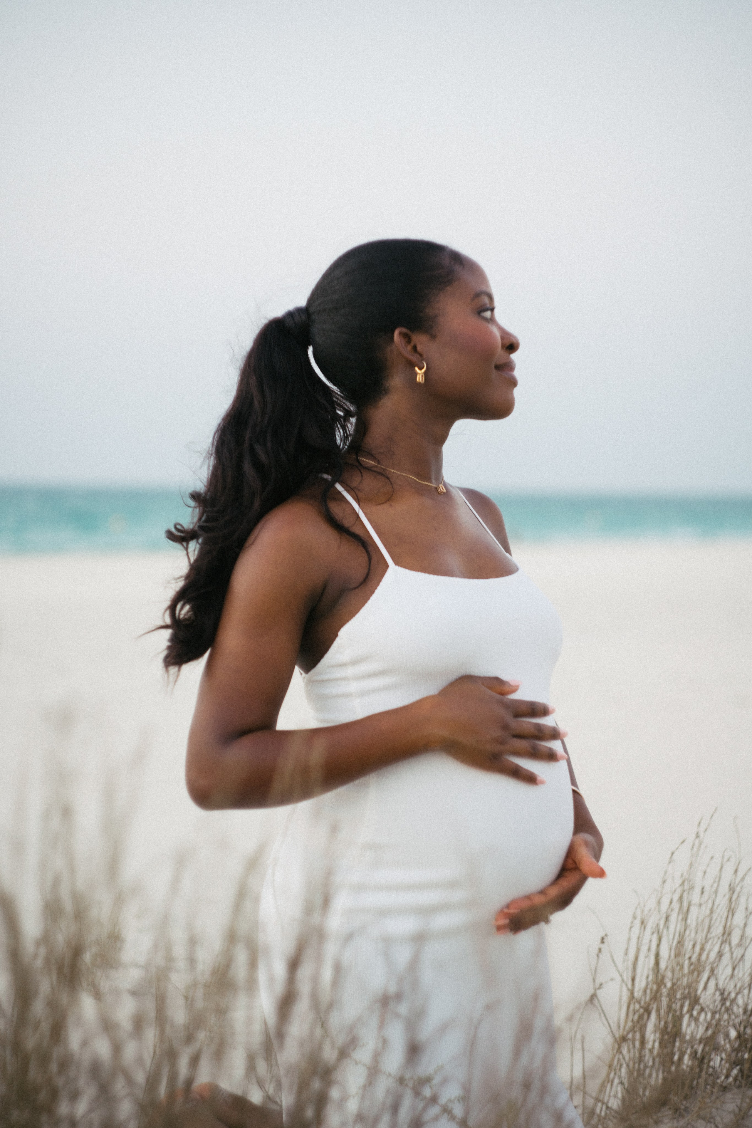 Sola’s pregnancy. Professional Photographer Abu Dhabi, Dubai — Yulia Ismoilova | 2025