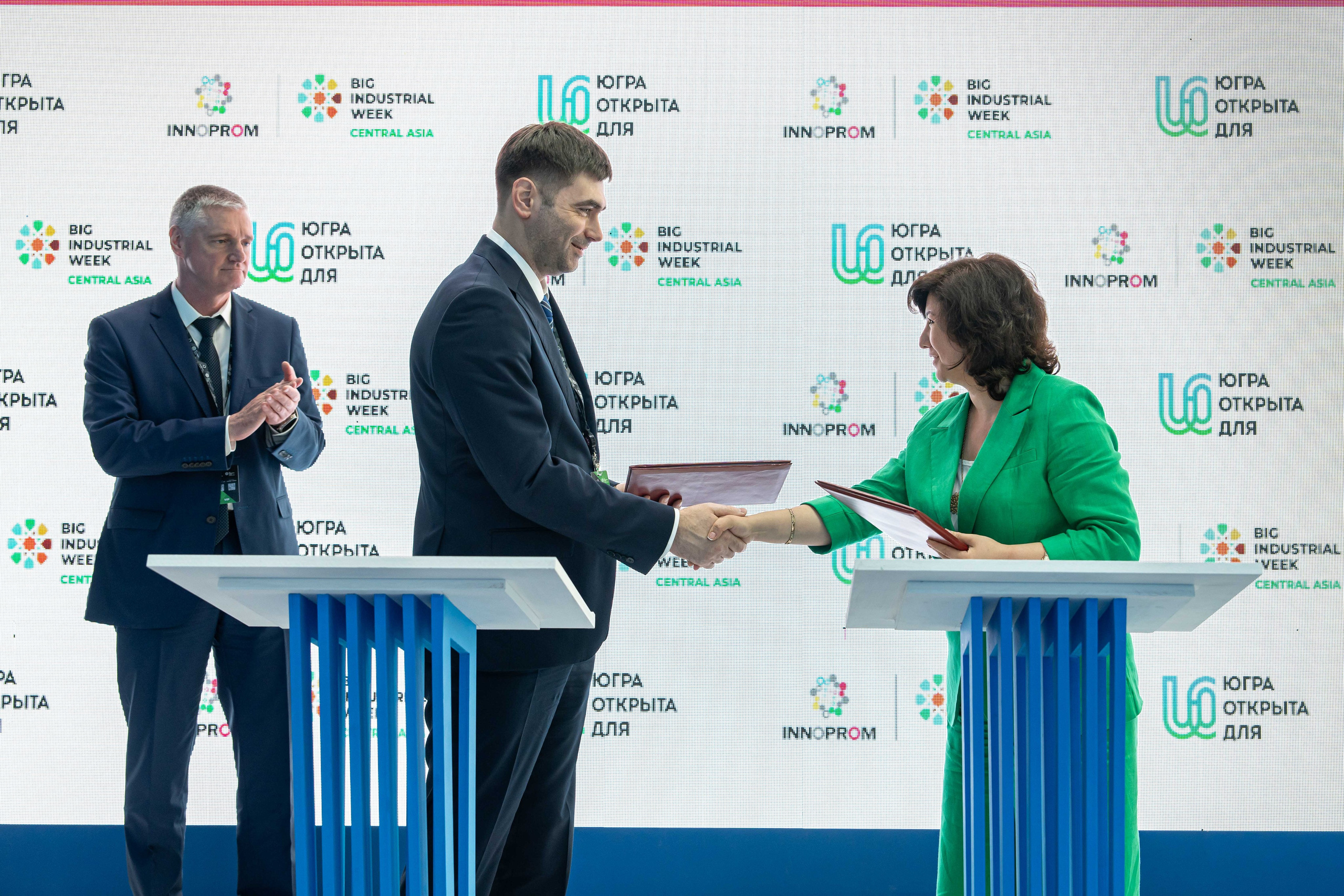 Международная промышленная выставка «ИННОПРОМ. Центральная Азия 2024». Георгий Намазов | Фотограф в Ташкенте