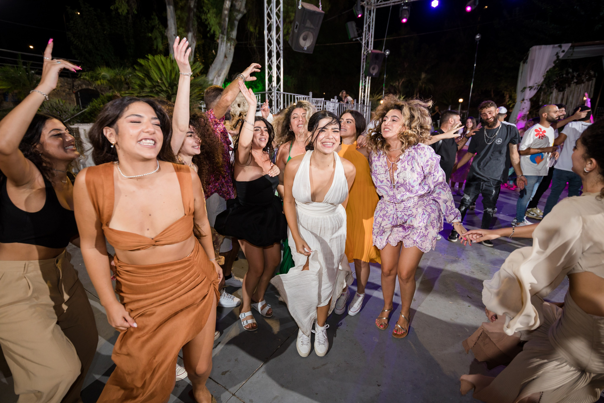 Ofri & Aharon. AMIR BUCHNIK PHOTOGRAPHER