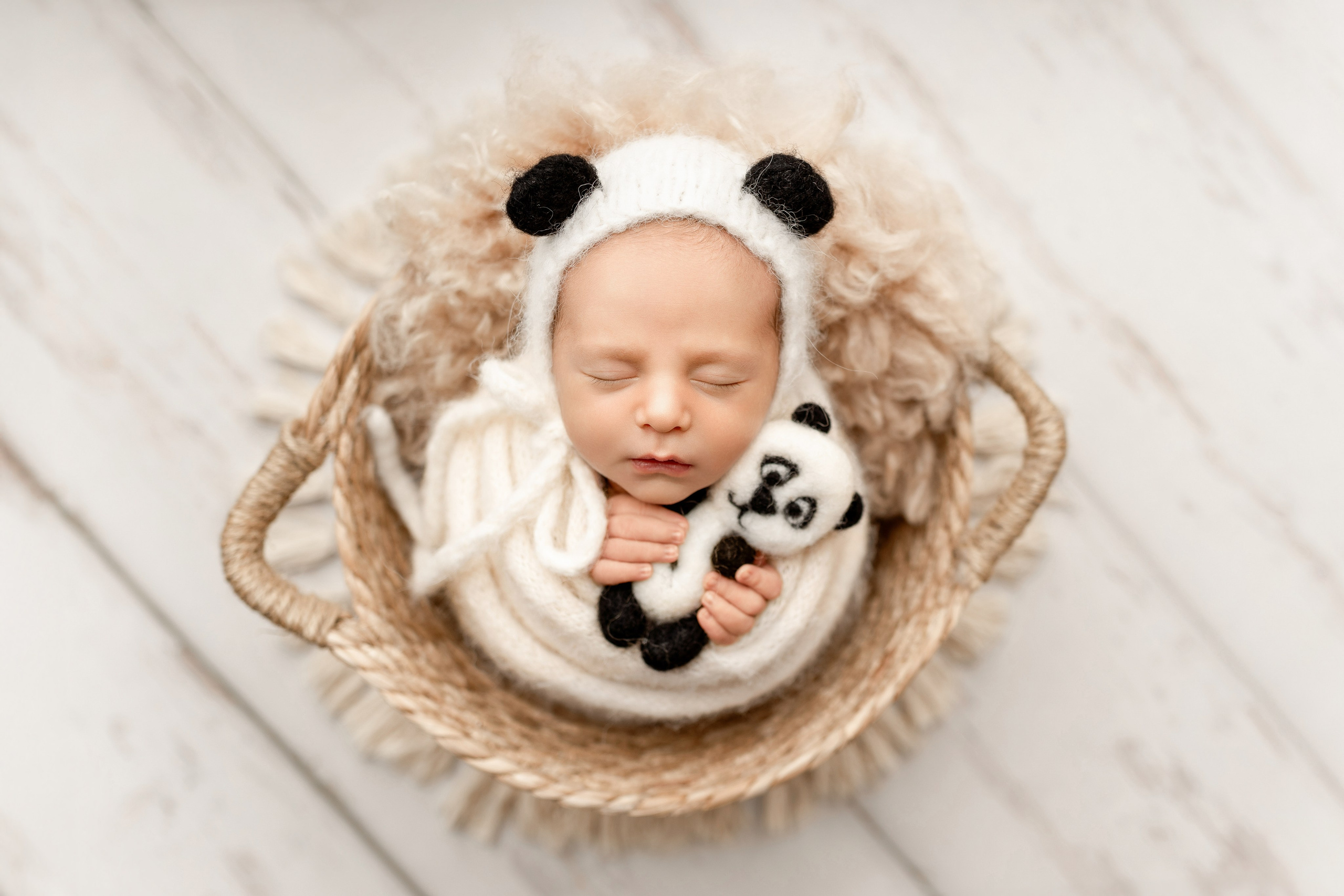 Esu Aleksandra naujagimių ir kudikių fotografė iš Vilniaus