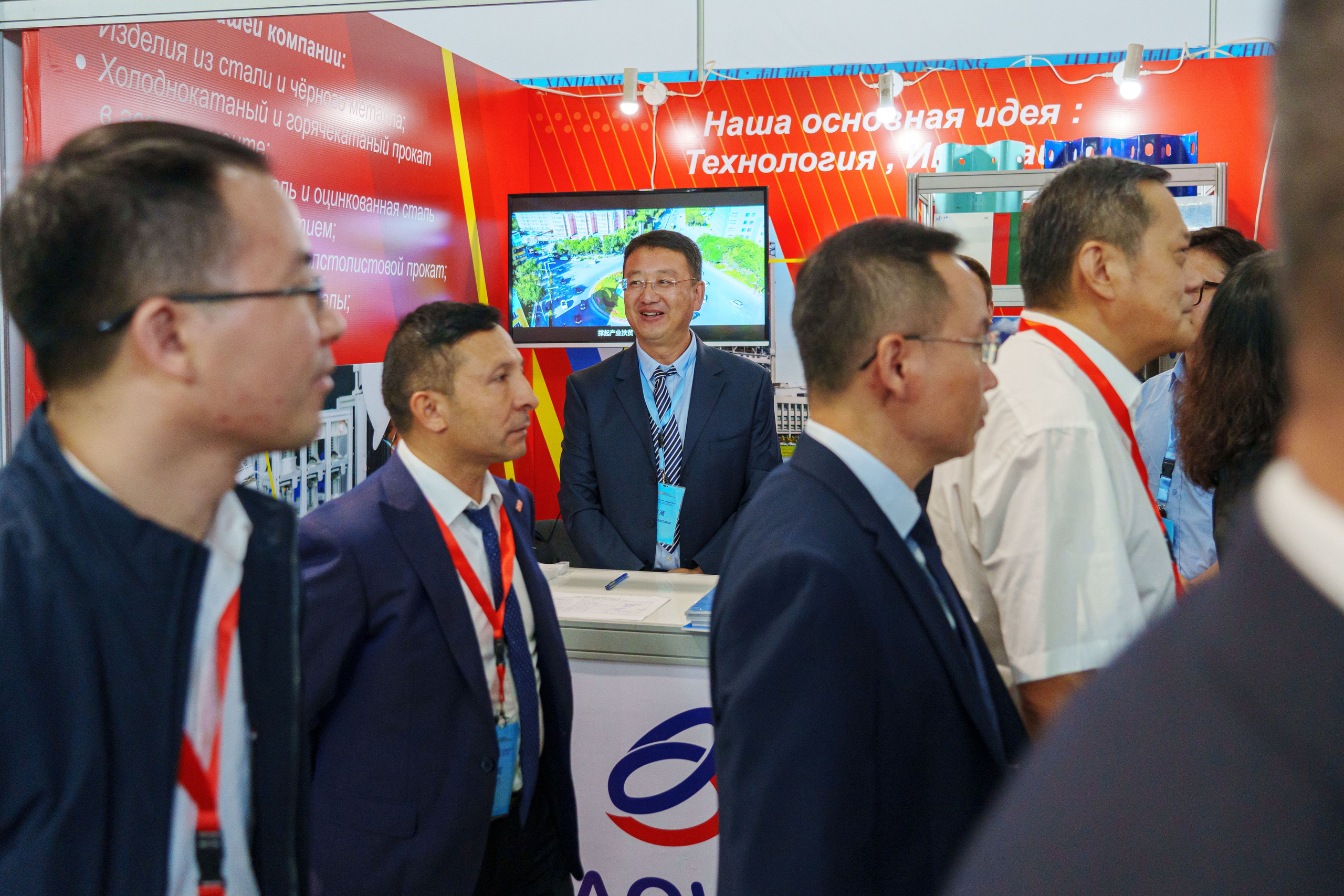 Выставка Синьцзянской продукции. Узбекистан — Китай. Георгий Намазов | Фотограф в Ташкенте