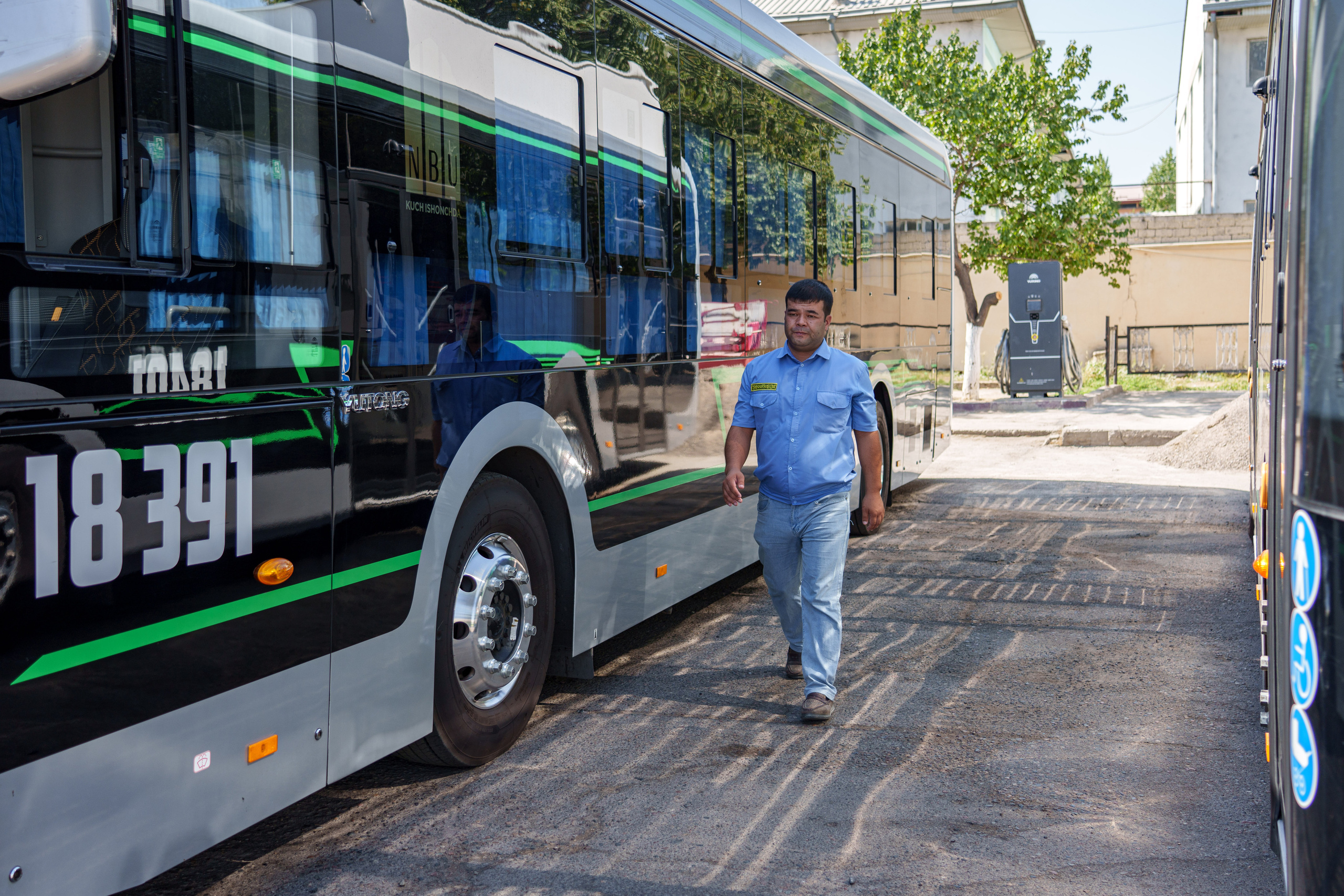 Электробус. Георгий Намазов | Фотограф в Ташкенте