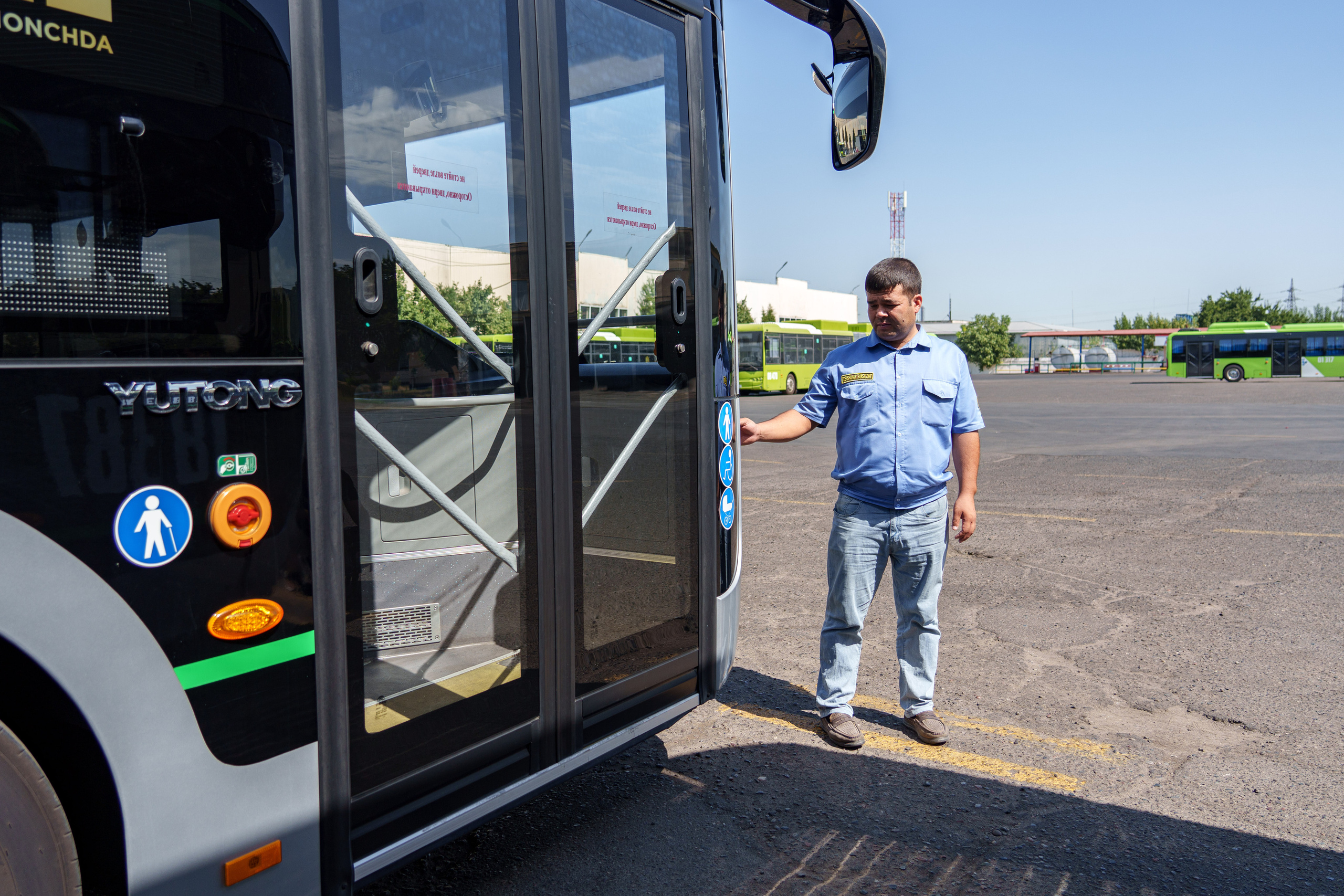 Электробус. Георгий Намазов | Фотограф в Ташкенте