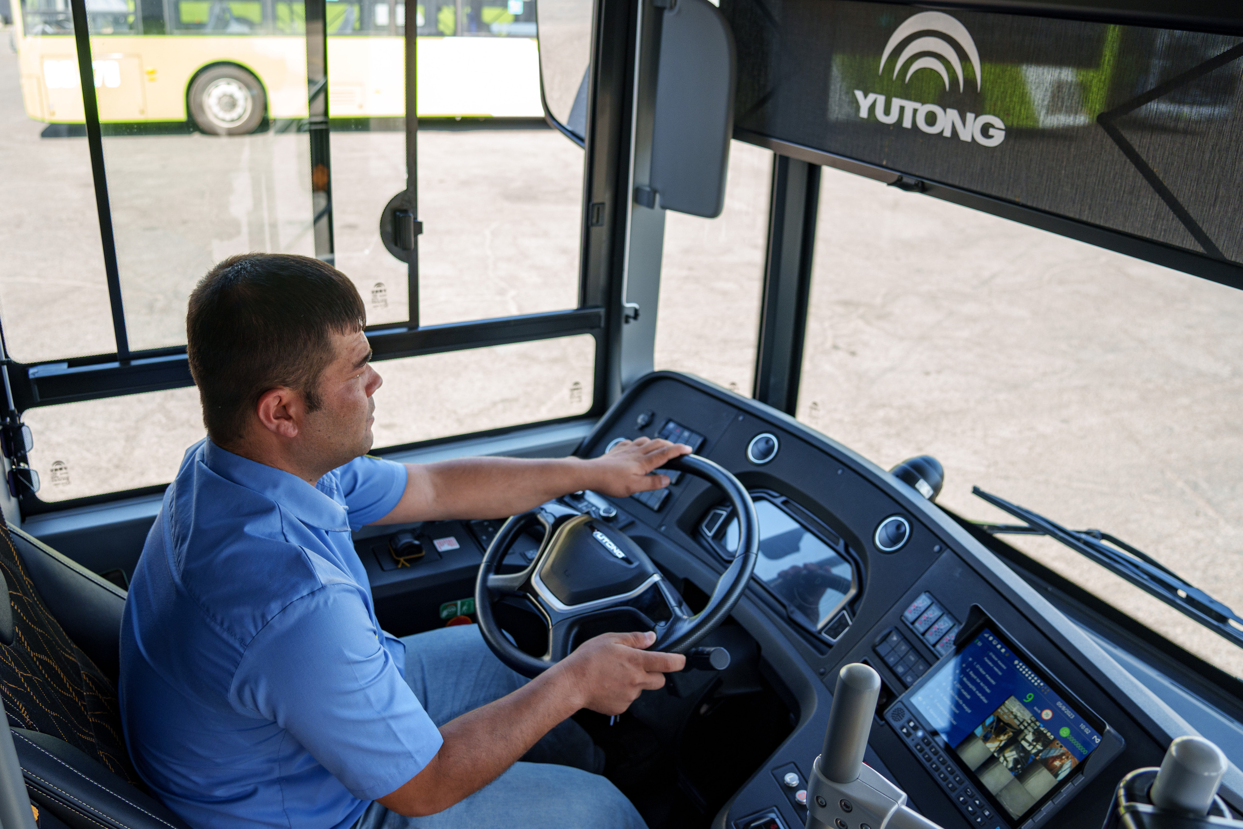 Электробус. Георгий Намазов | Фотограф в Ташкенте