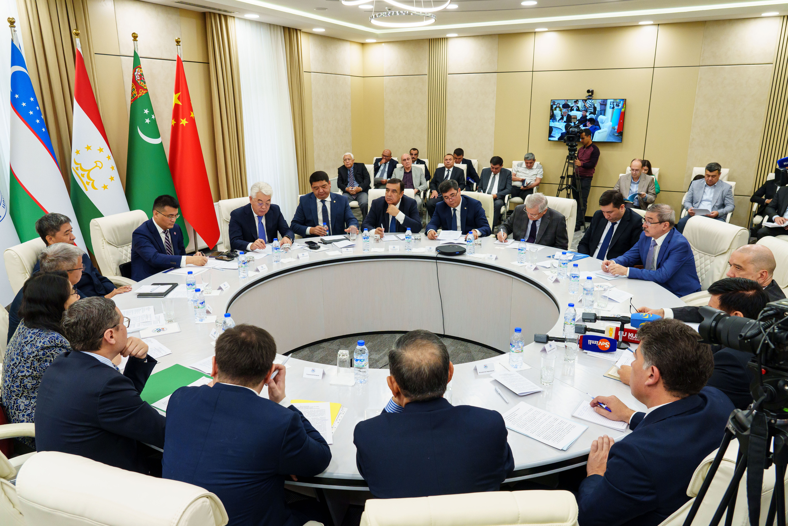 «Один пояс и один путь: новые возможности для стран Центральной Азии». Георгий Намазов | Фотограф в Ташкенте