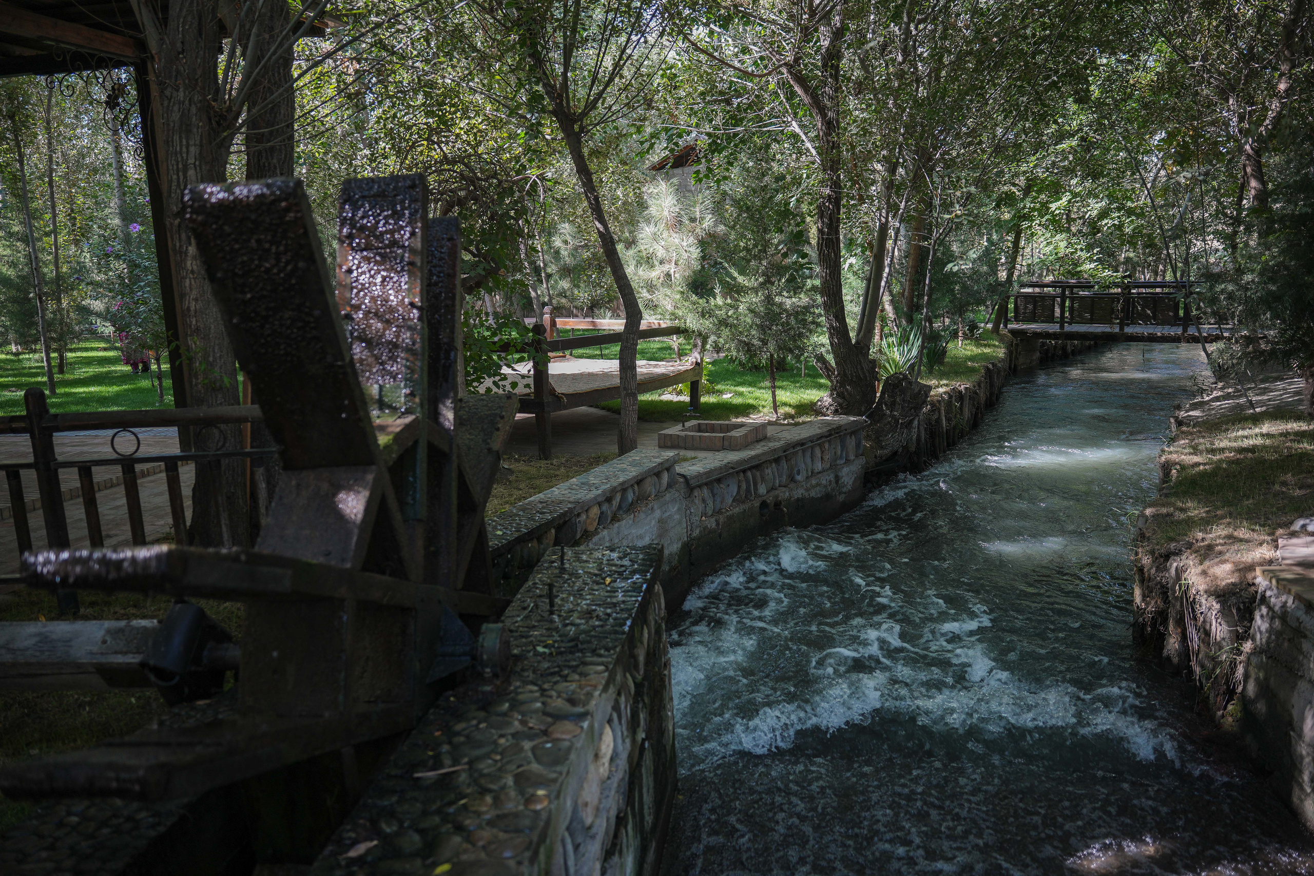 Бумажная фабрика в Самарканде, Узбекистан. Георгий Намазов | Фотограф в Ташкенте