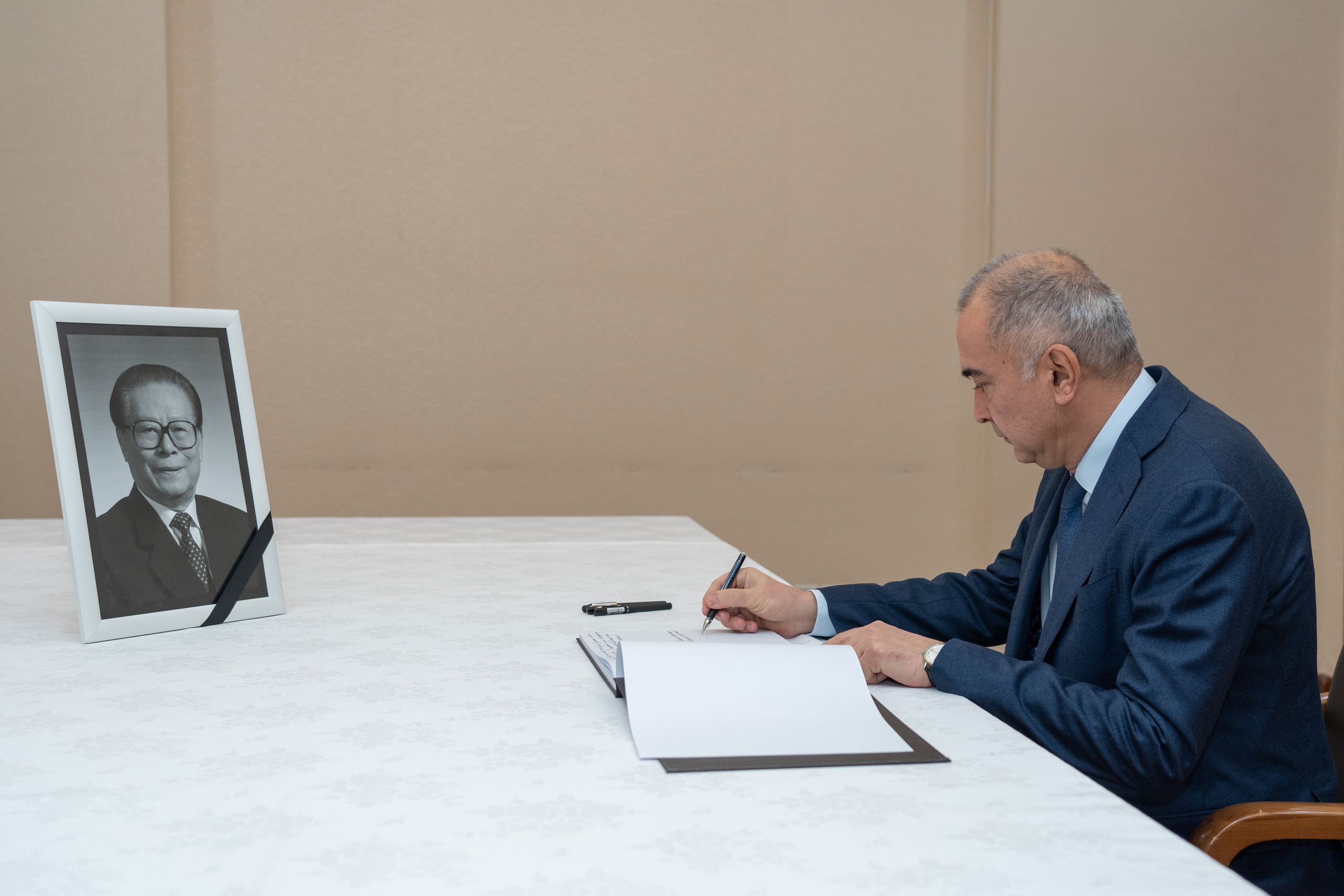 Книга соболезнований. Георгий Намазов | Фотограф в Ташкенте