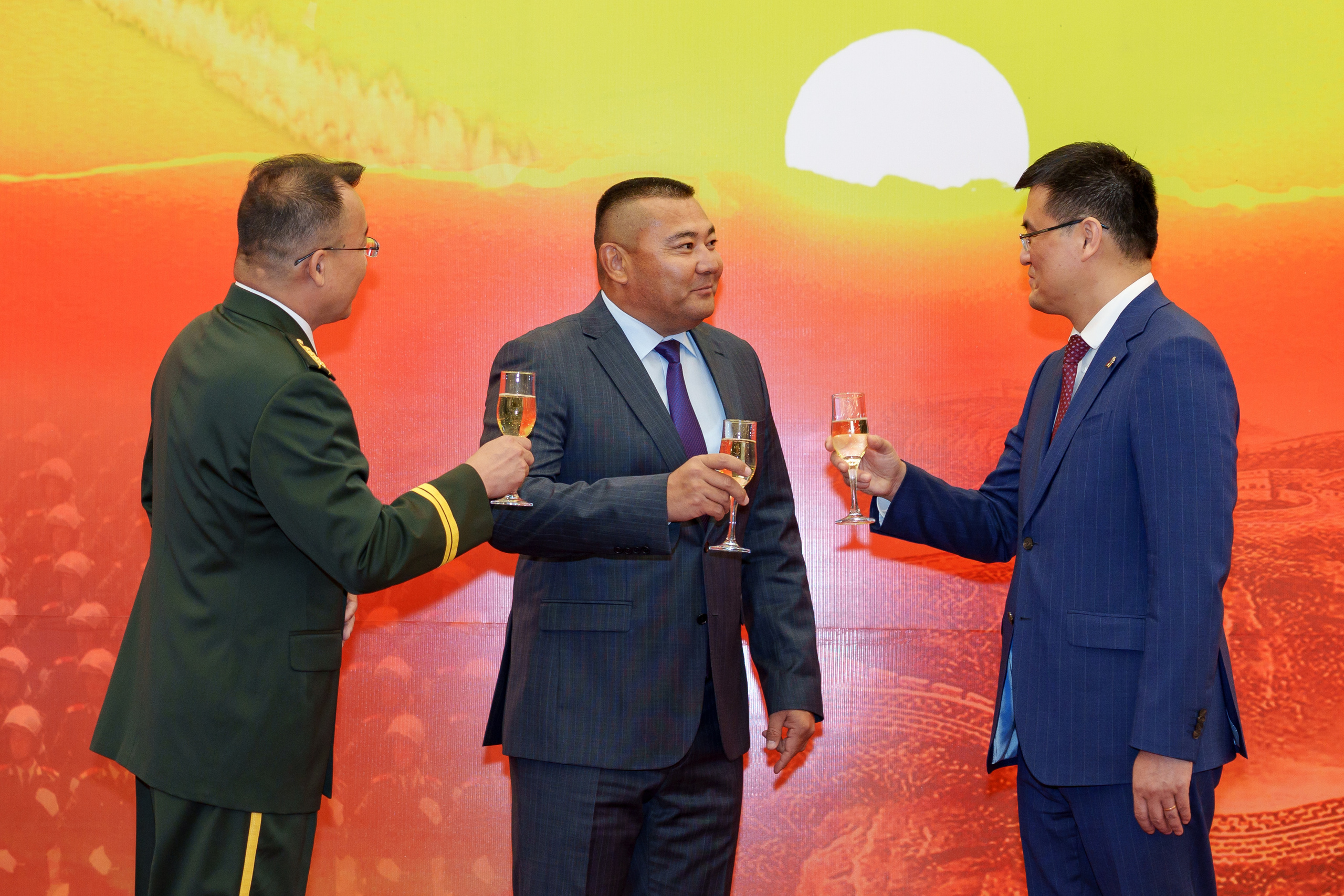 Приём в честь 96-й годовщины образования Народно-освободительно армии. Георгий Намазов | Фотограф в Ташкенте