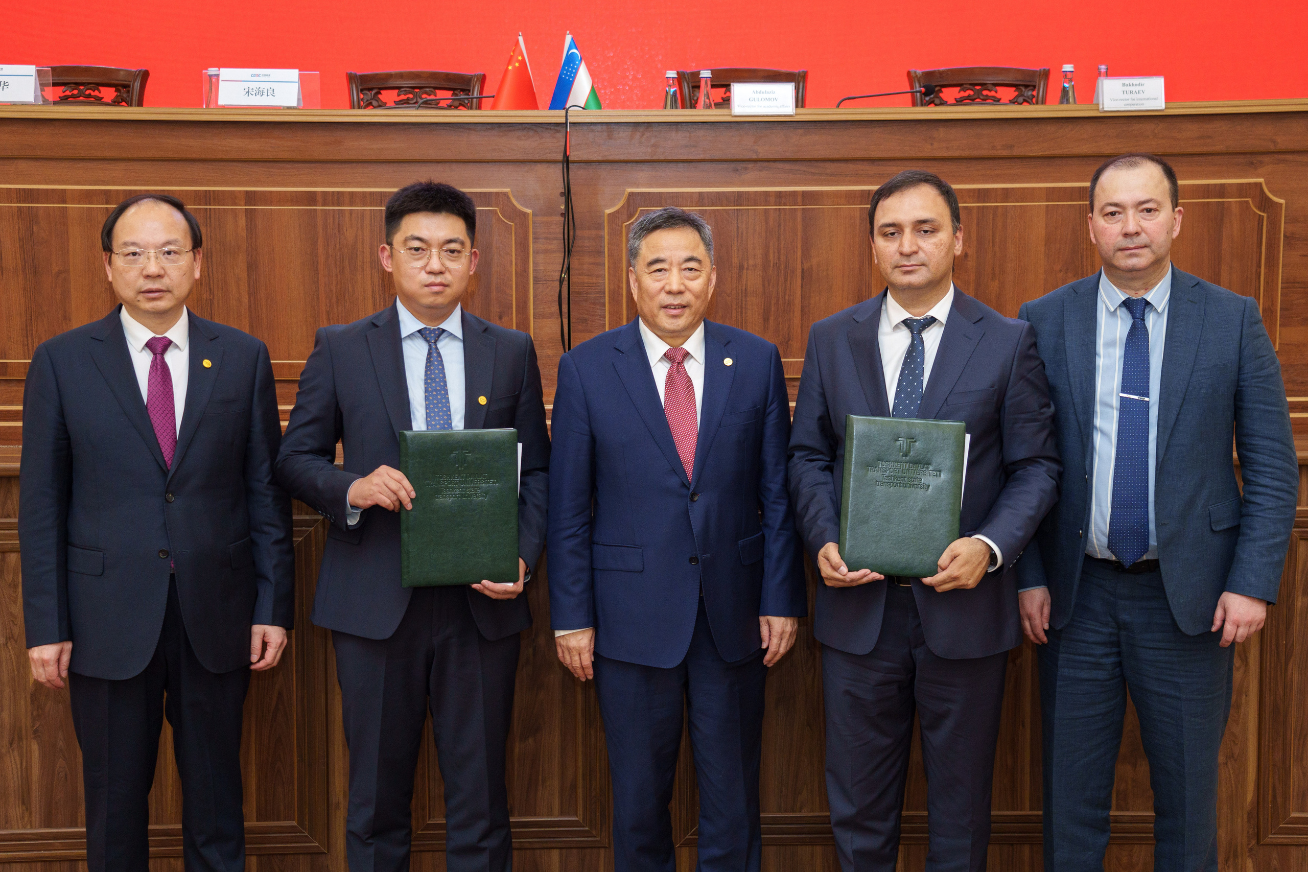 Подписание соглашений между Energy China и ТГТУ. Георгий Намазов | Фотограф в Ташкенте