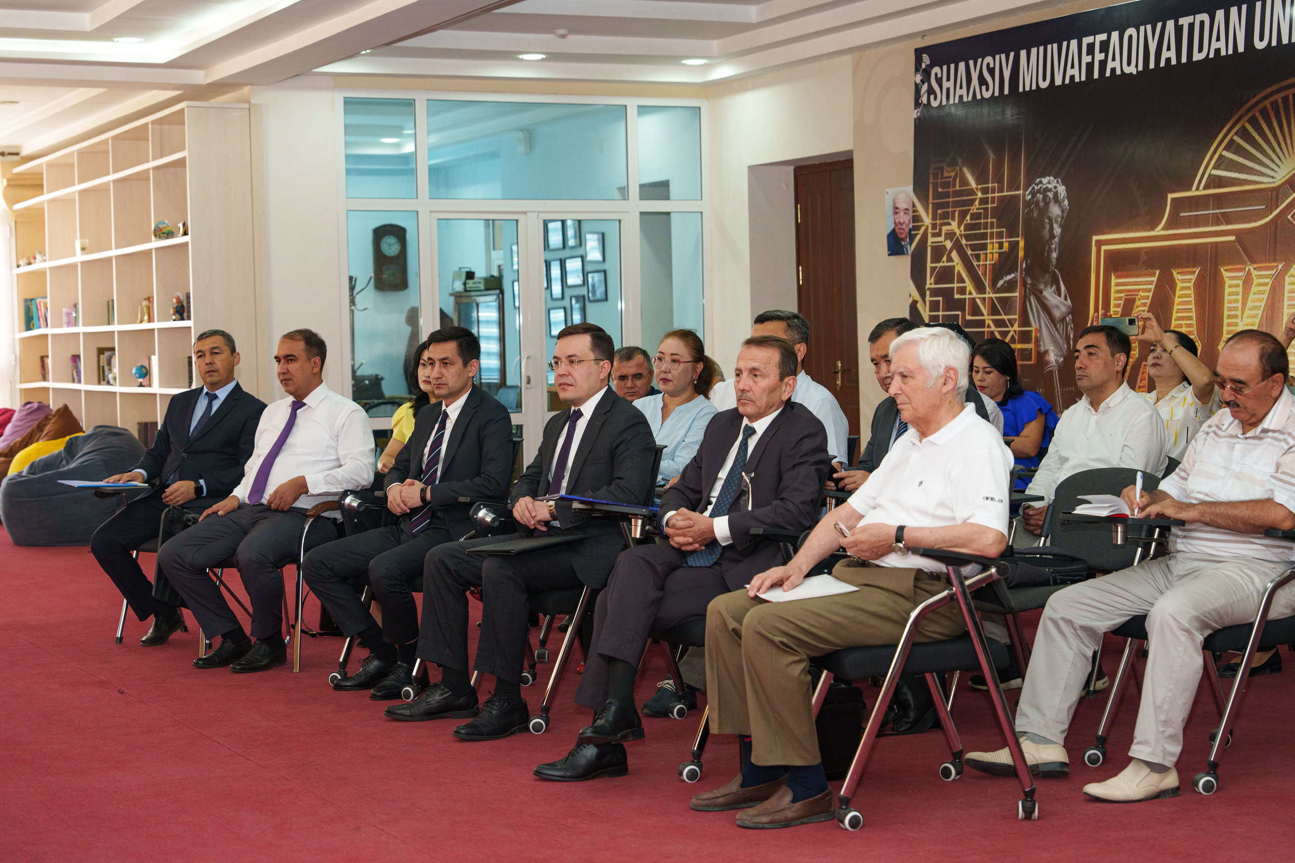 БРИФИНГ, ПОСВЯЩЕННЫЙ 22-ОЙ ГОДОВЩИНЕ ОБРАЗОВАНИЯ ШОС. Георгий Намазов | Фотограф в Ташкенте